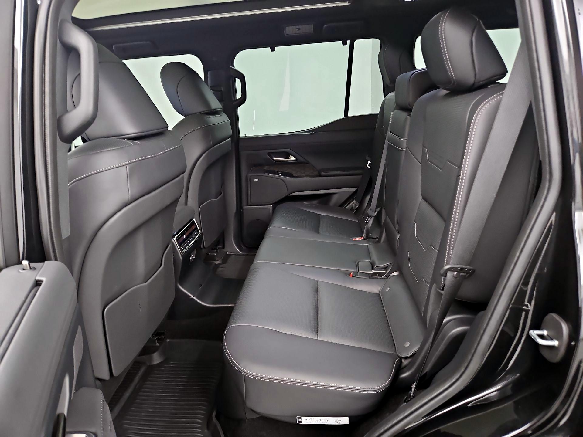 Thumbnail: 2024 Lexus GX - 20