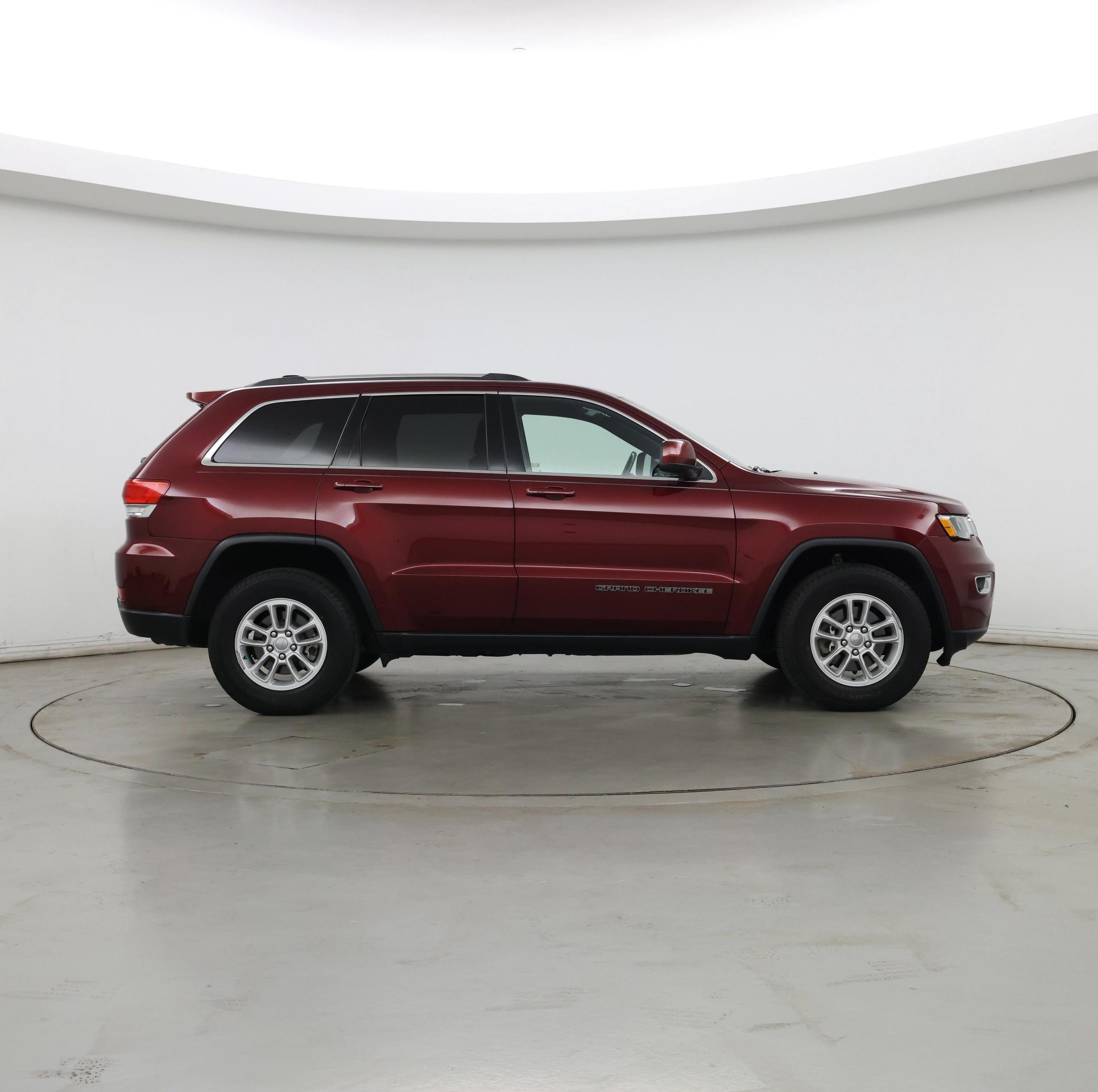 Thumbnail: 2019 Jeep Grand Cherokee - 7