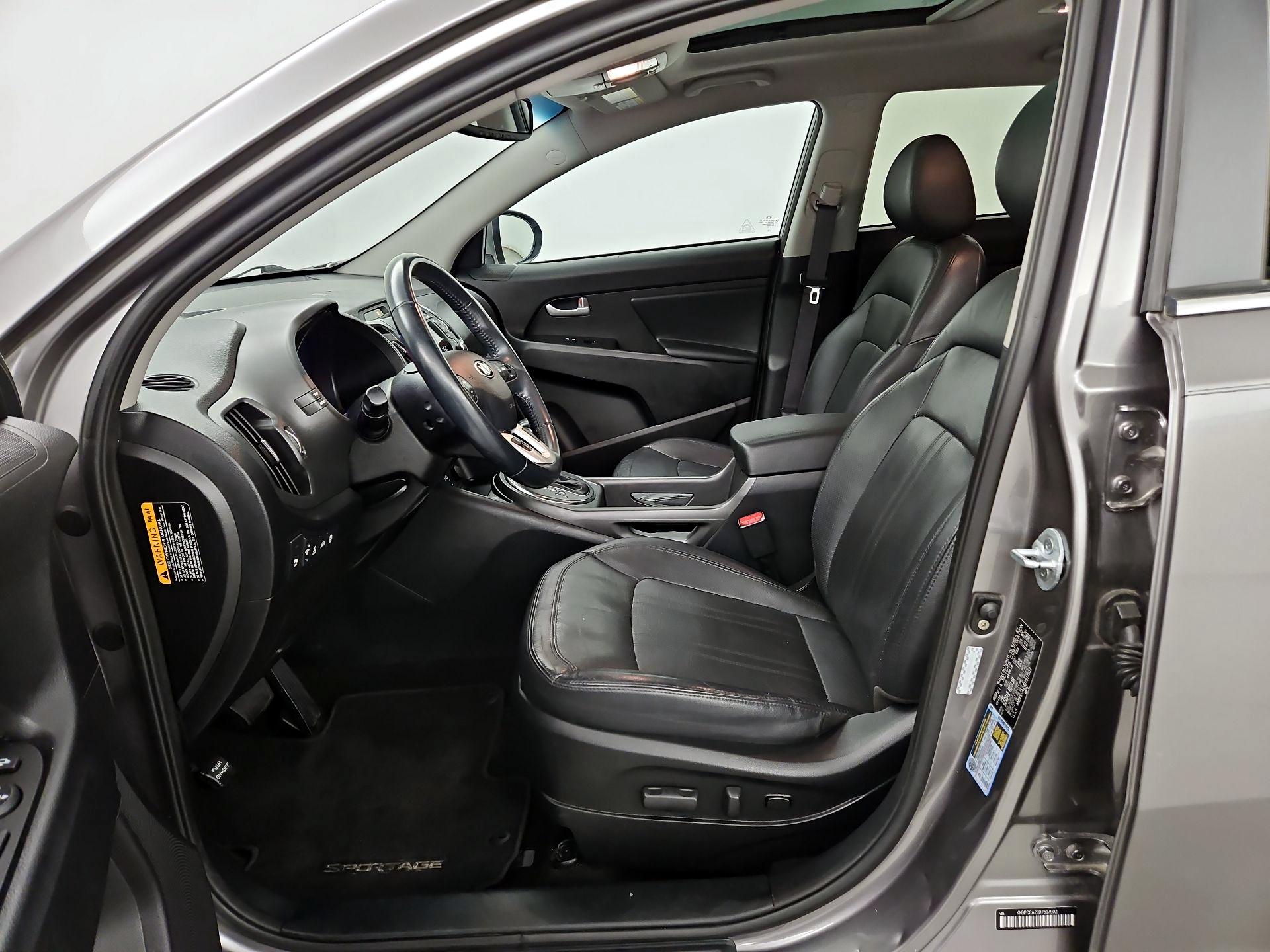 Thumbnail: 2013 Kia Sportage - 11