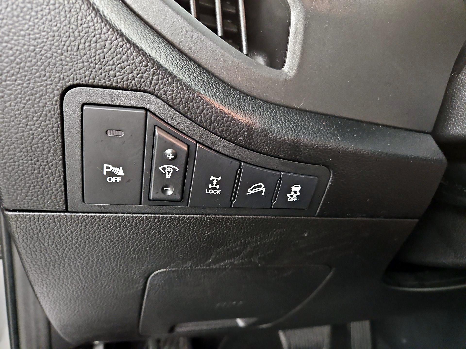 Thumbnail: 2013 Kia Sportage - 13