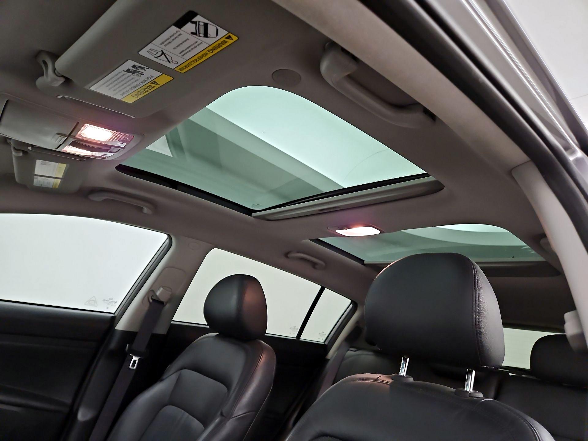 Thumbnail: 2013 Kia Sportage - 19