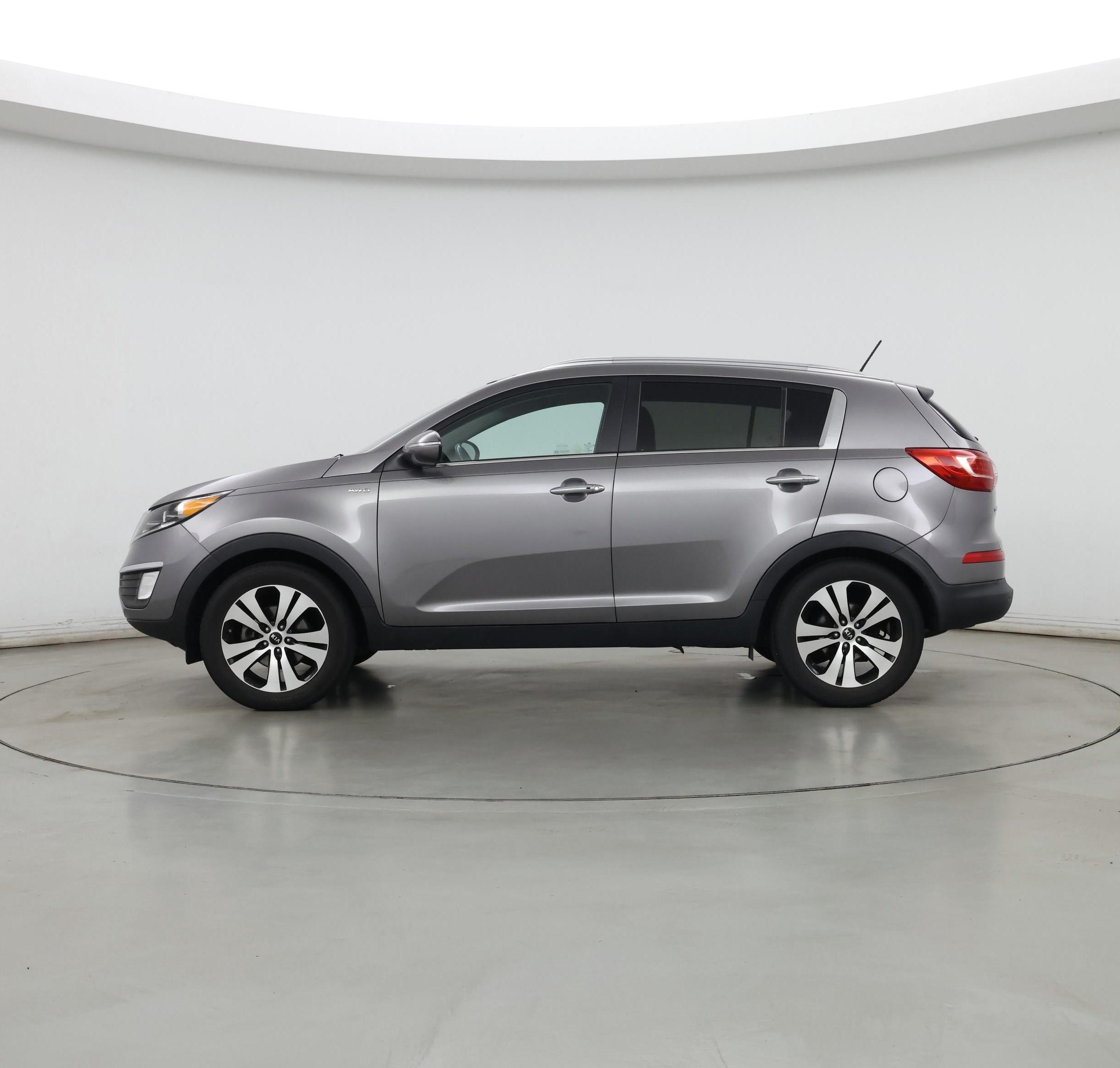 Thumbnail: 2013 Kia Sportage - 3