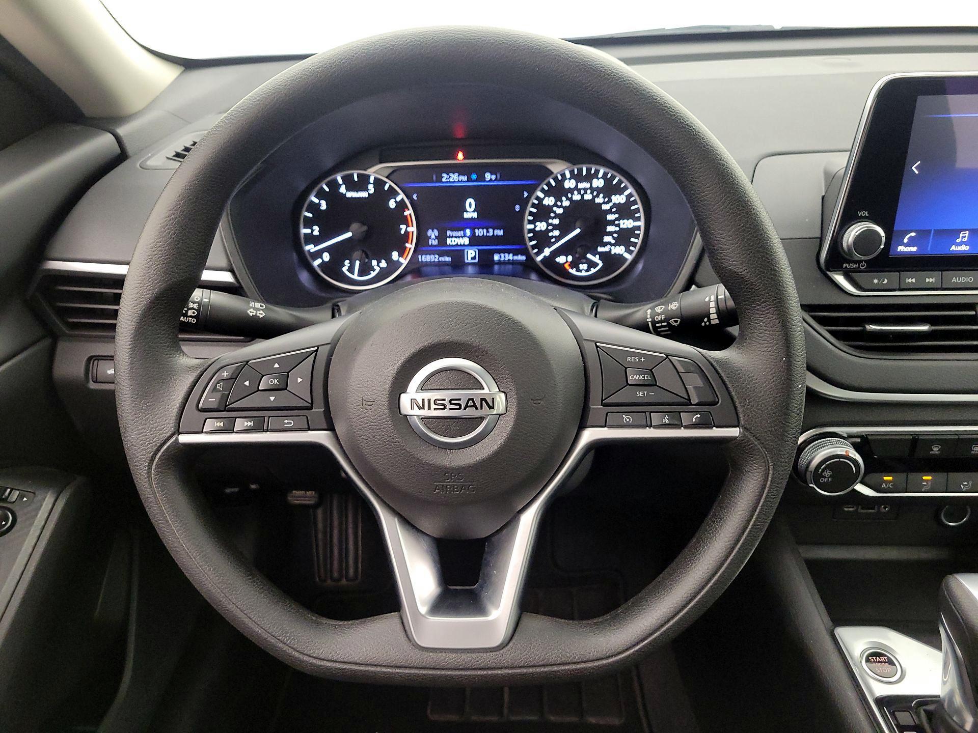 Thumbnail: 2022 Nissan Altima - 10