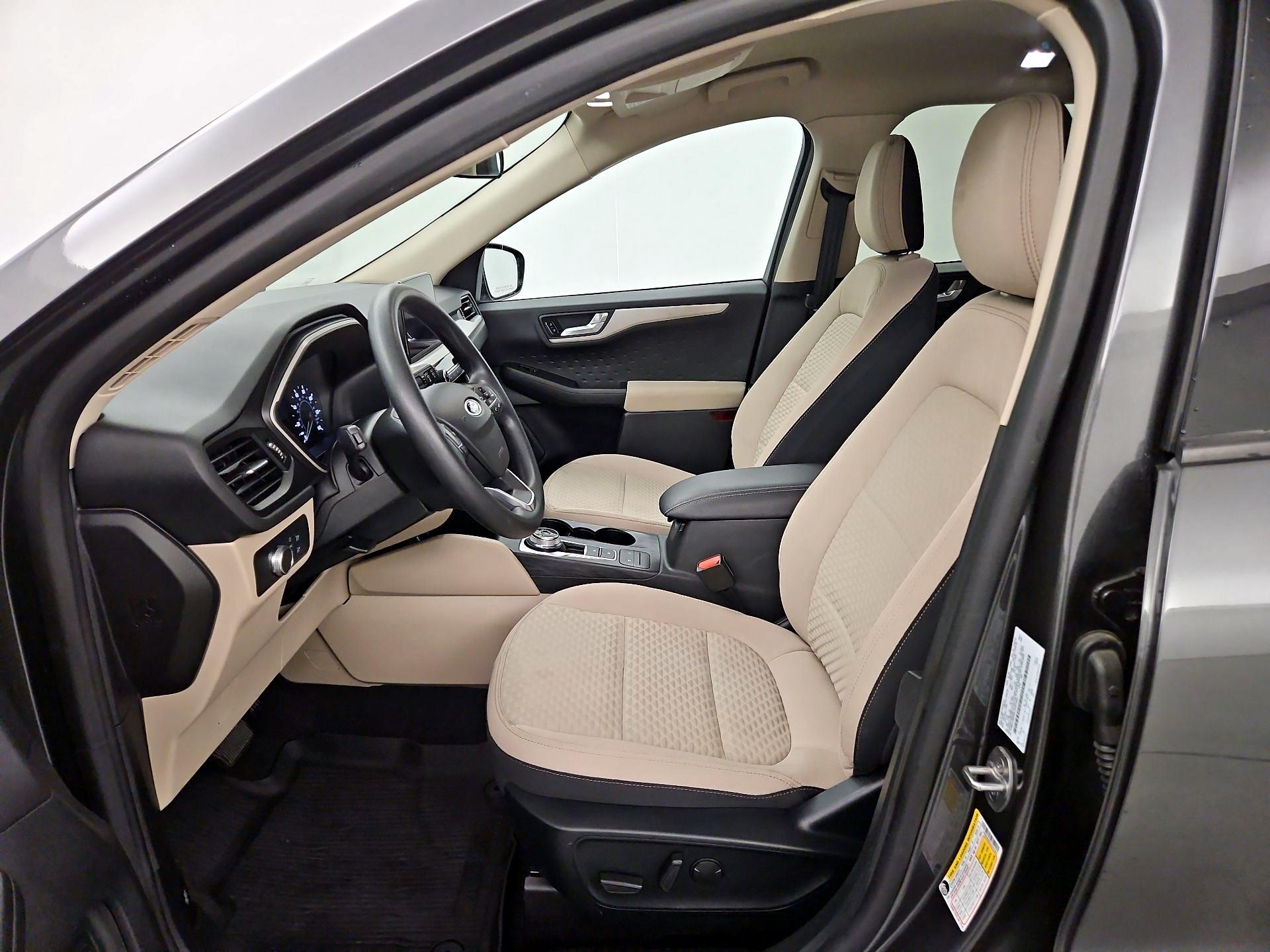 Thumbnail: 2020 Ford Escape - 11