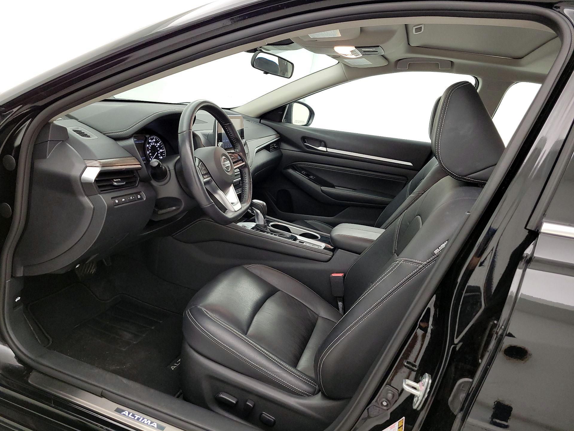 Thumbnail: 2022 Nissan Altima - 11