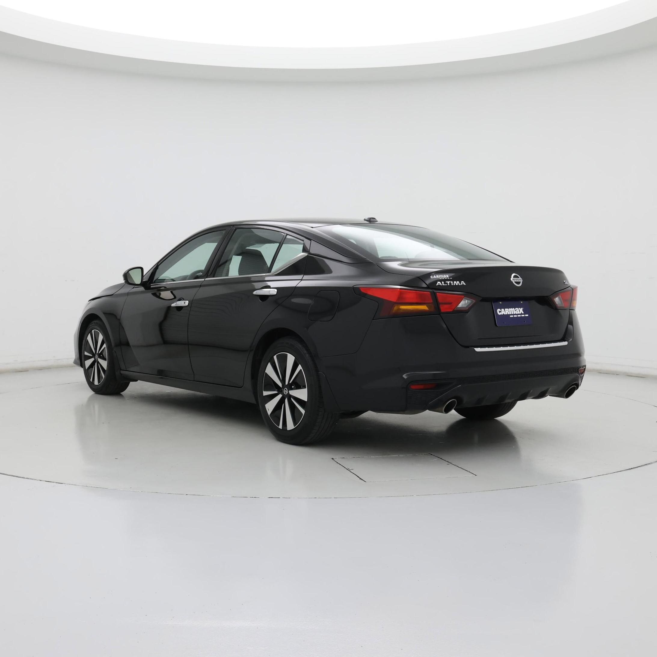 Thumbnail: 2022 Nissan Altima - 2