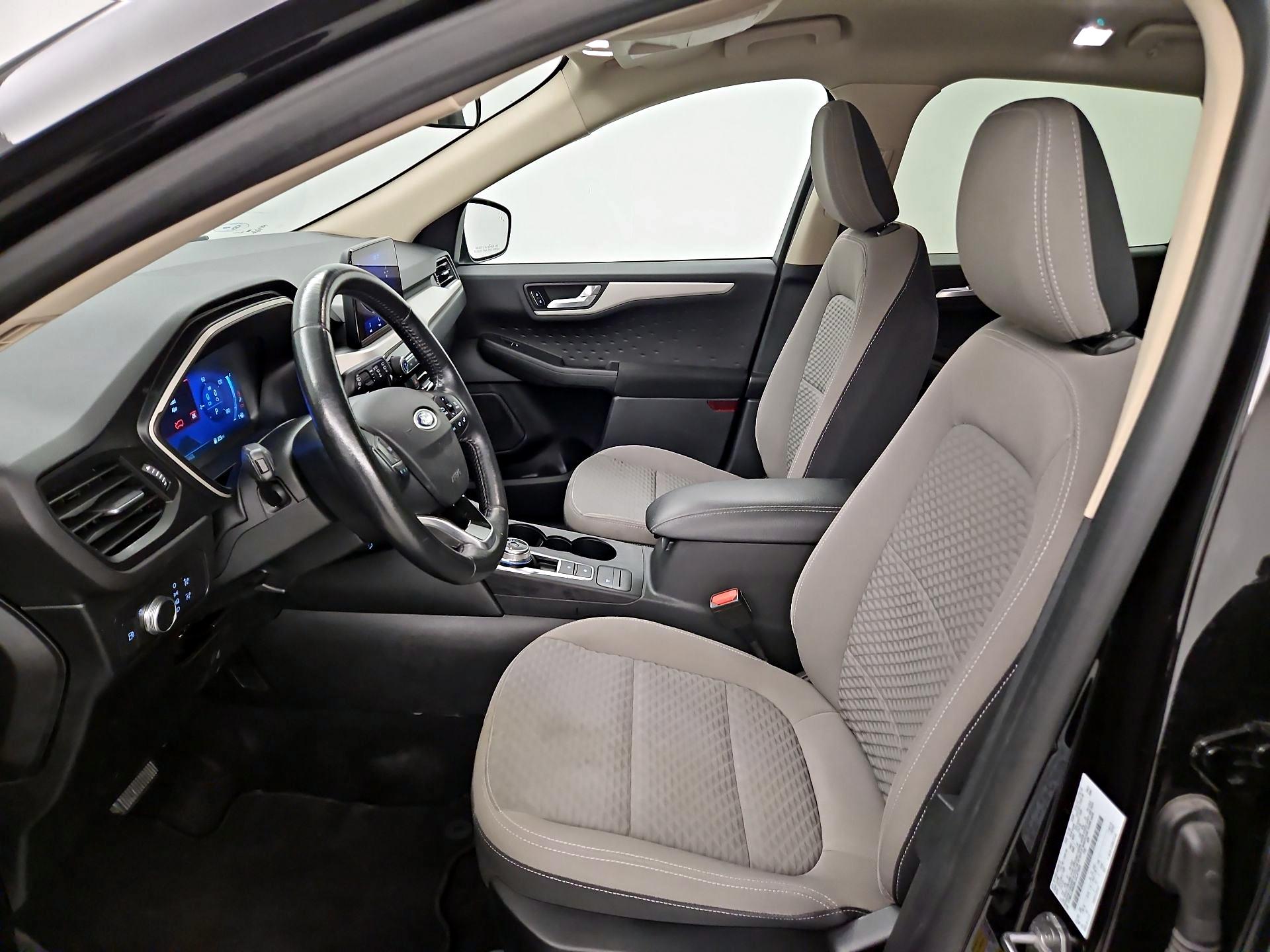 Thumbnail: 2020 Ford Escape - 11