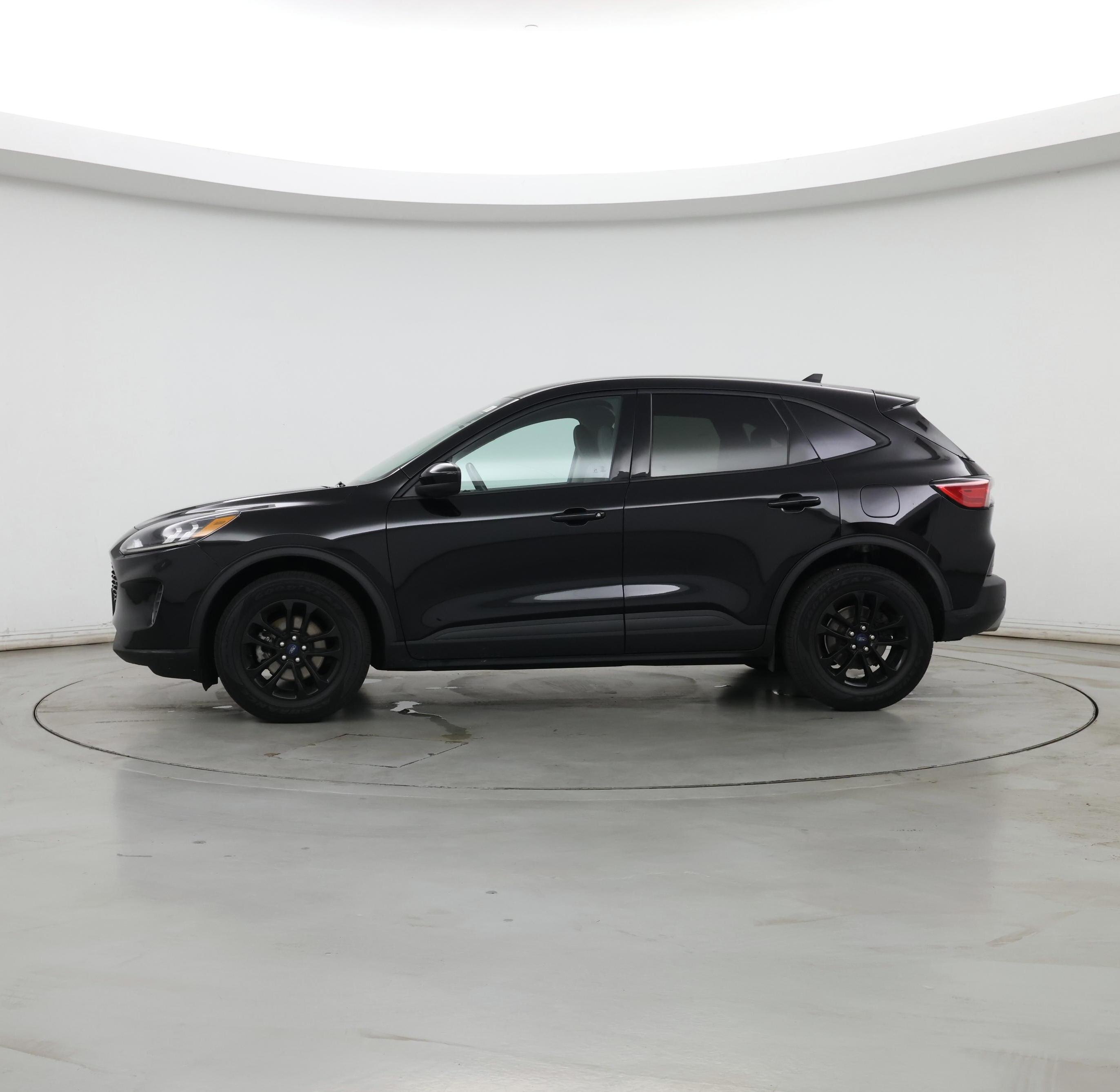 Thumbnail: 2020 Ford Escape - 3