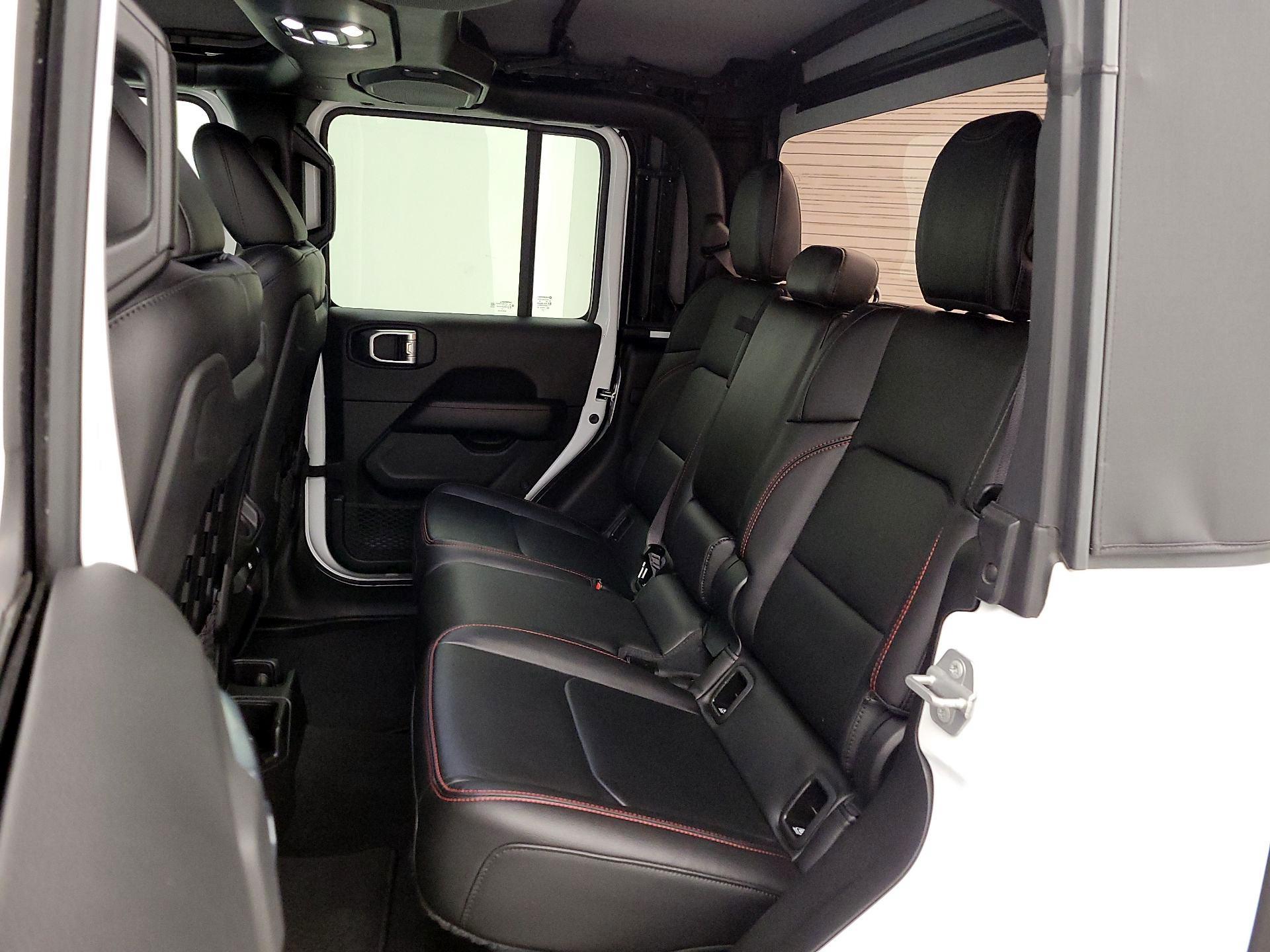Thumbnail: 2021 Jeep Gladiator - 20
