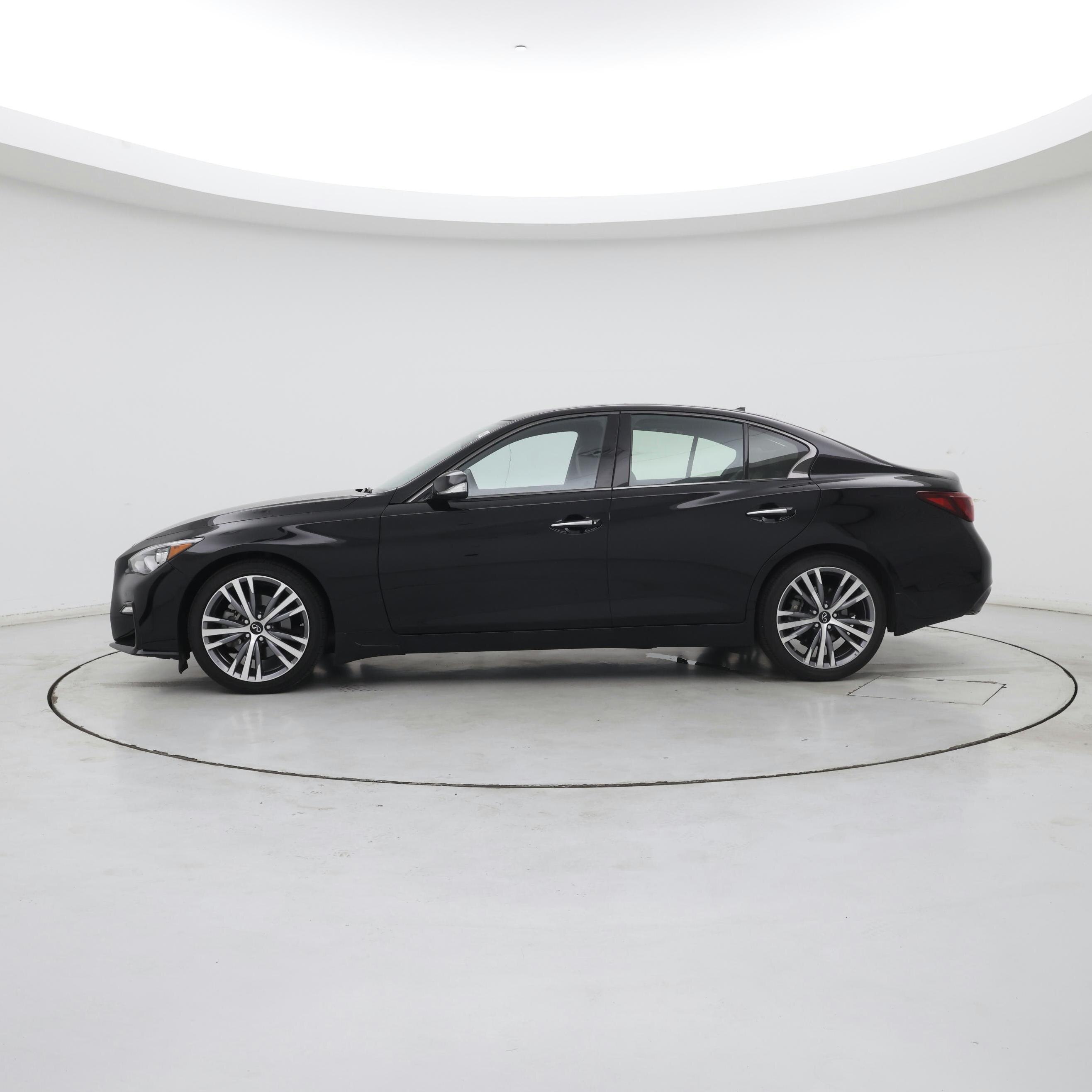 Thumbnail: 2023 INFINITI Q50 - 3