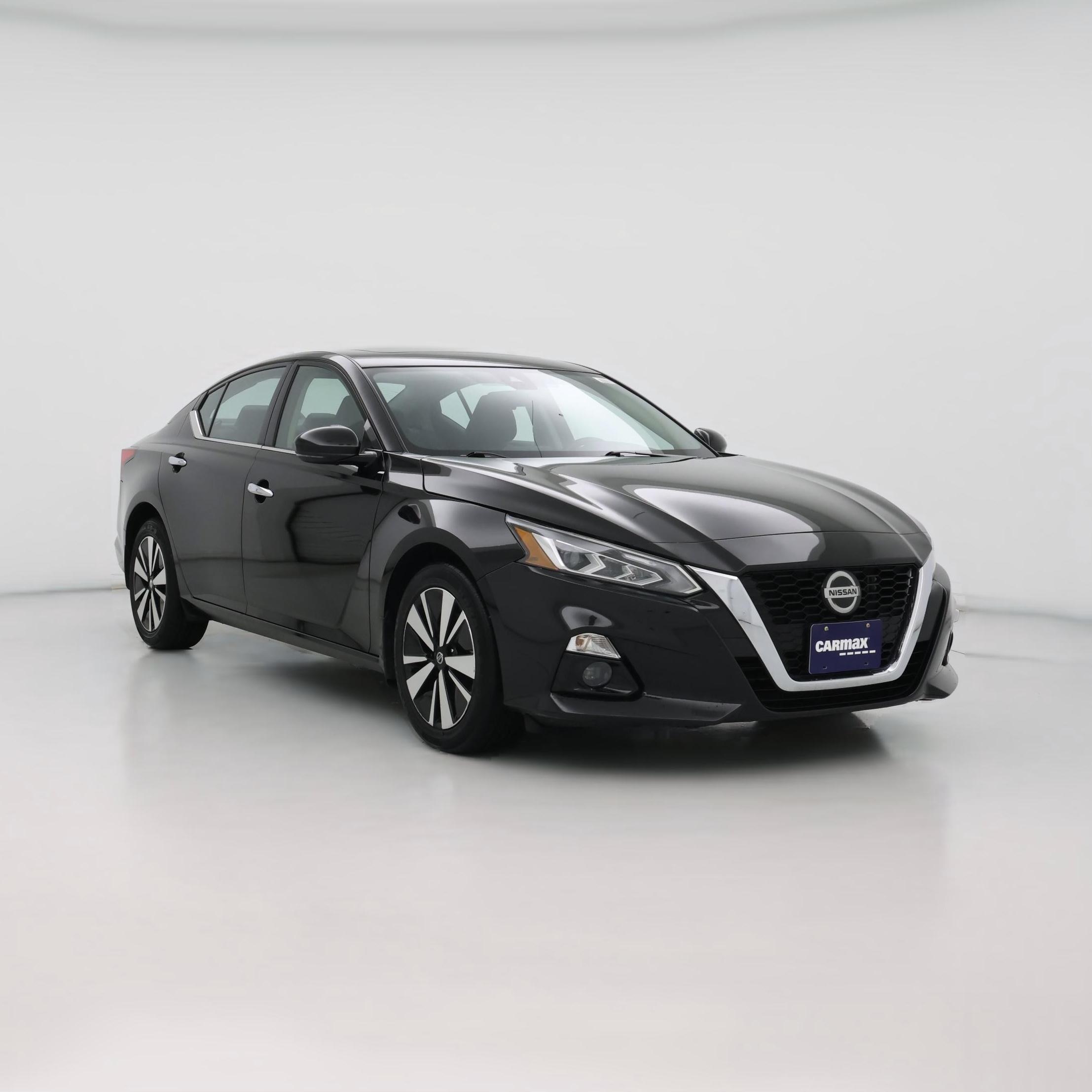 Thumbnail: 2022 Nissan Altima - 1