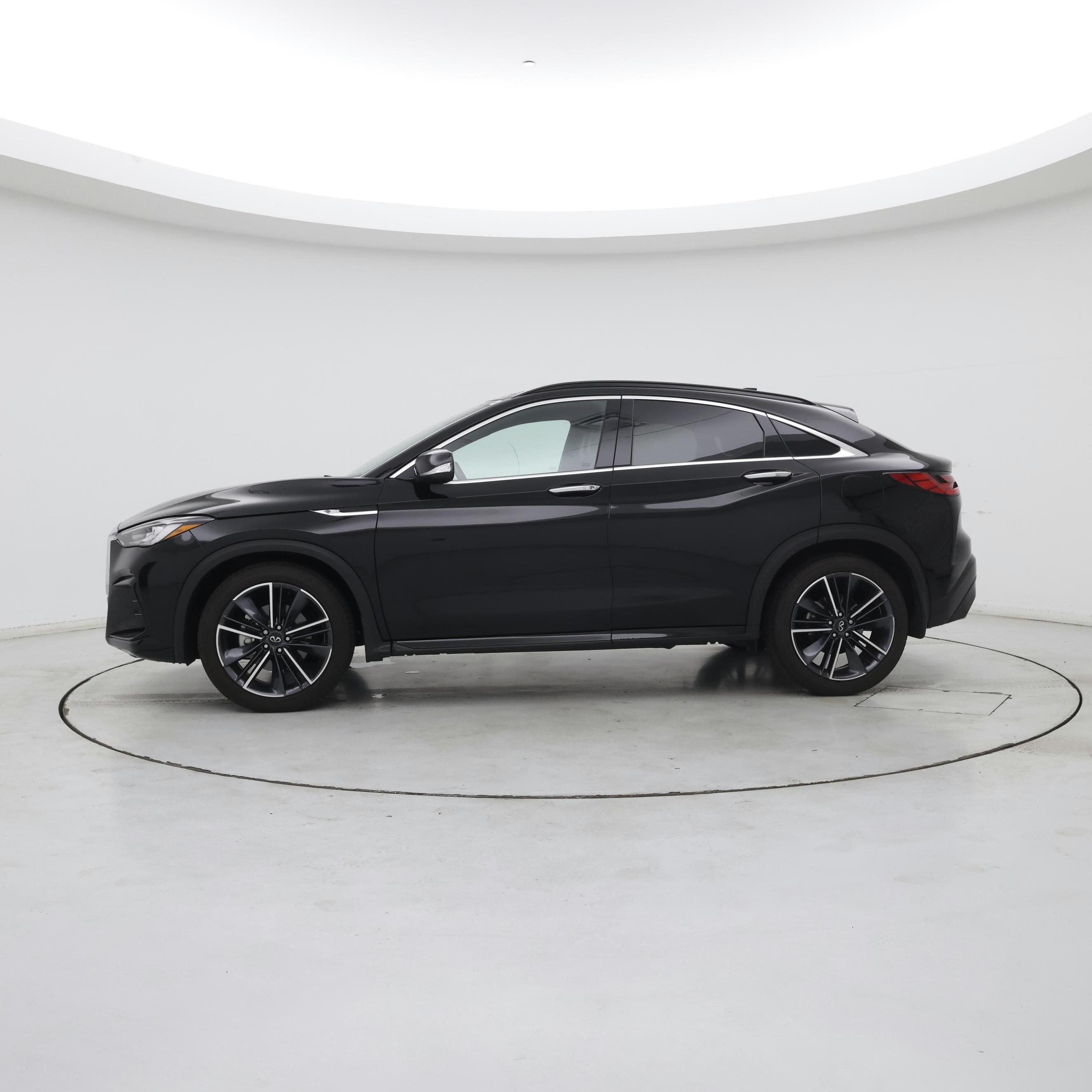 Thumbnail: 2023 INFINITI QX55 - 3