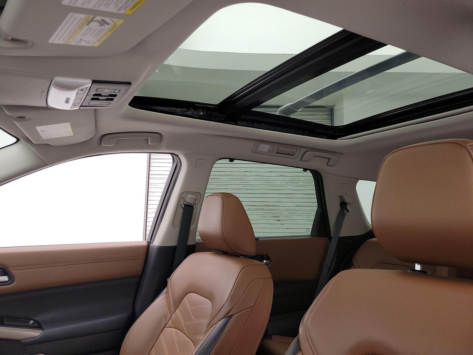 Thumbnail: 2023 Nissan Pathfinder - 20