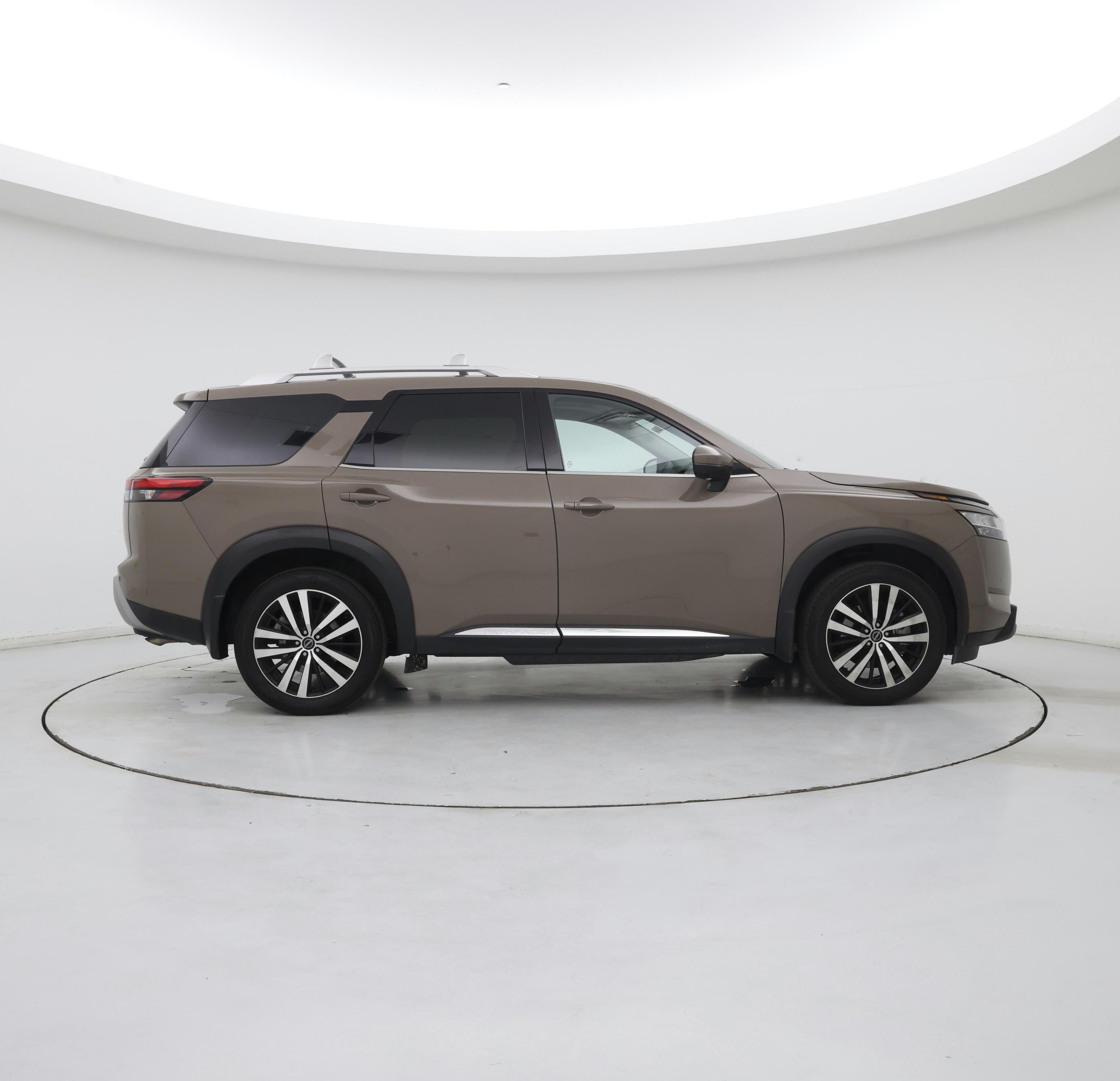 Thumbnail: 2023 Nissan Pathfinder - 7