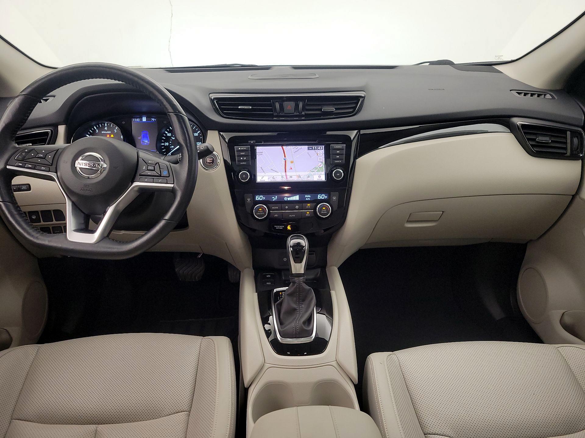 Thumbnail: 2021 Nissan Rogue Sport - 9