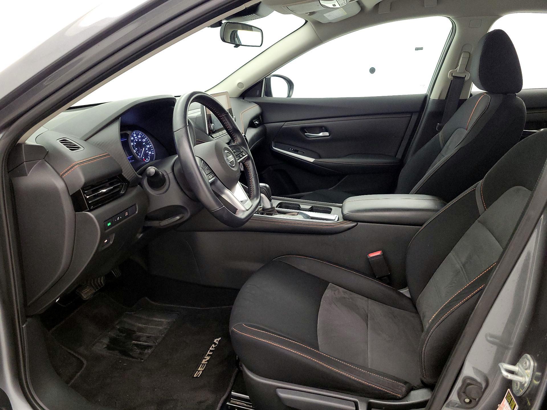 Thumbnail: 2021 Nissan Sentra - 11