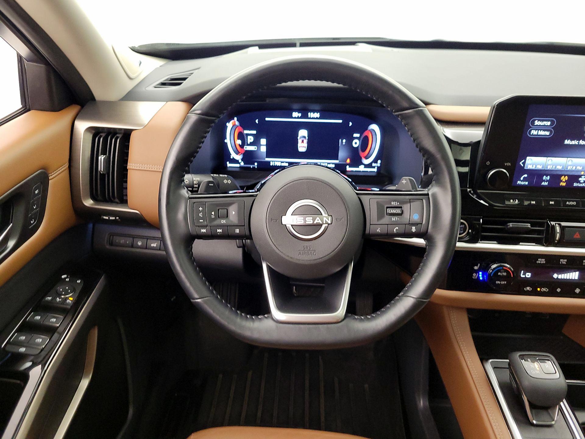 Thumbnail: 2023 Nissan Pathfinder - 10