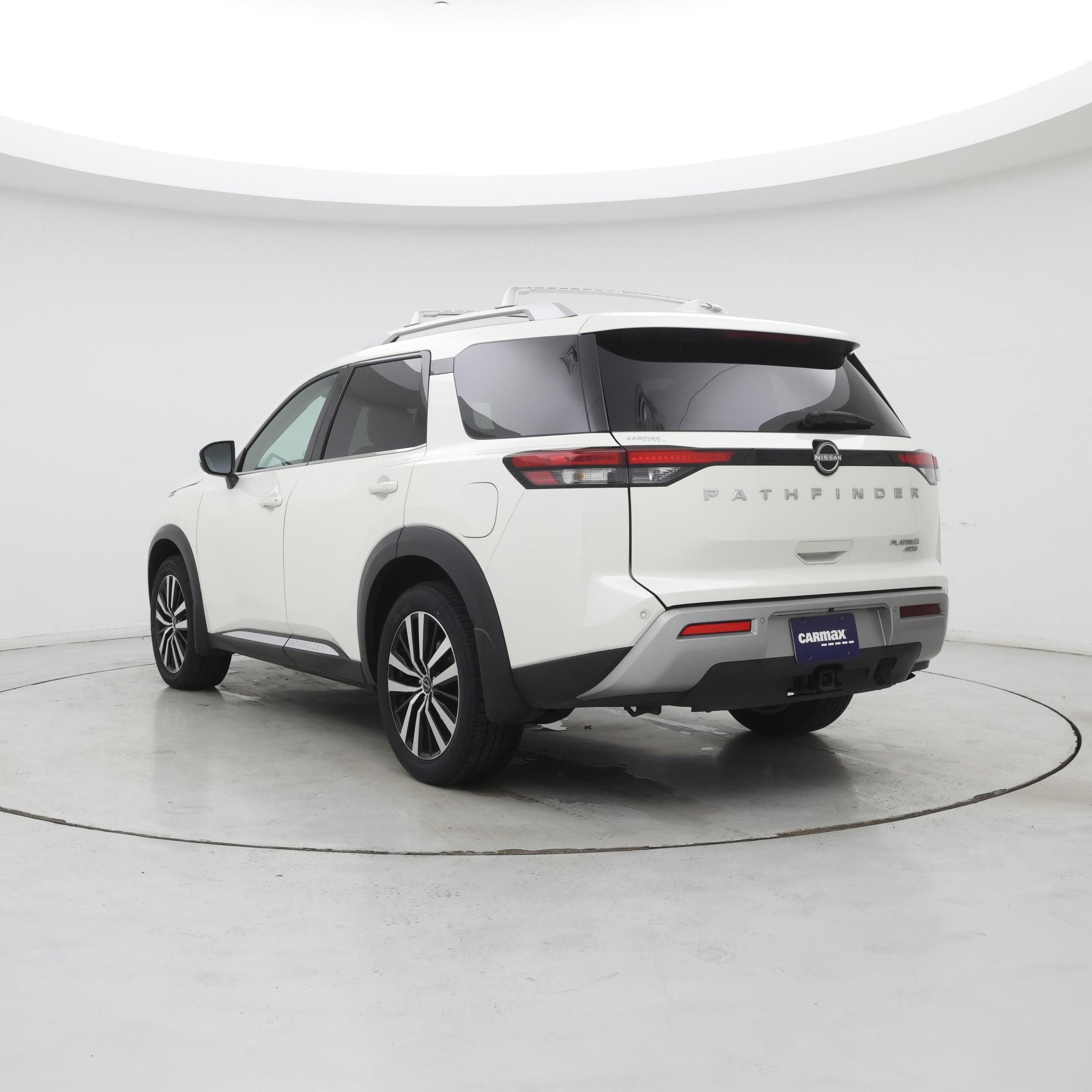 Thumbnail: 2023 Nissan Pathfinder - 2
