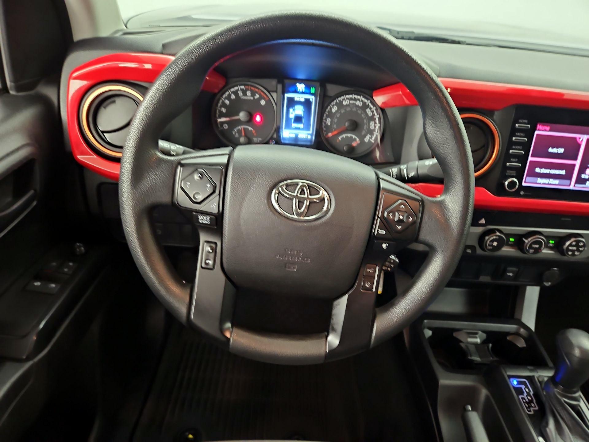 Thumbnail: 2021 Toyota Tacoma - 10