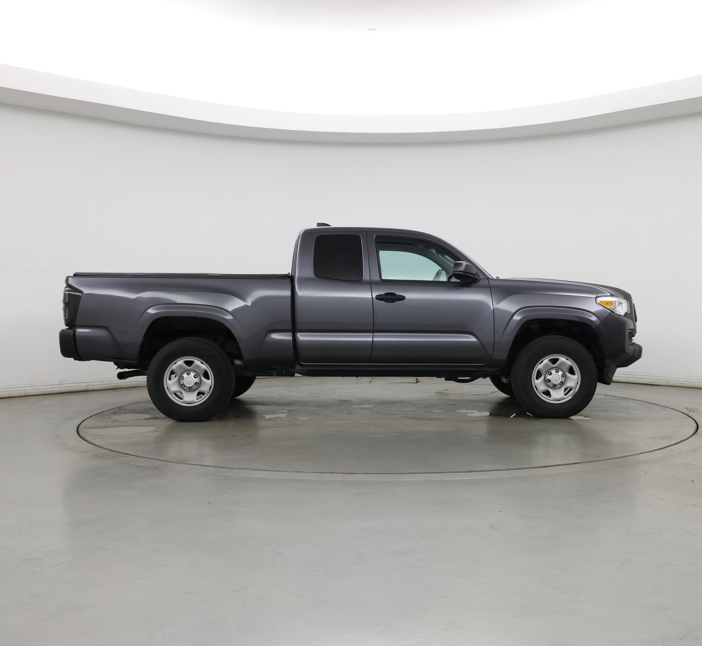 Thumbnail: 2021 Toyota Tacoma - 7