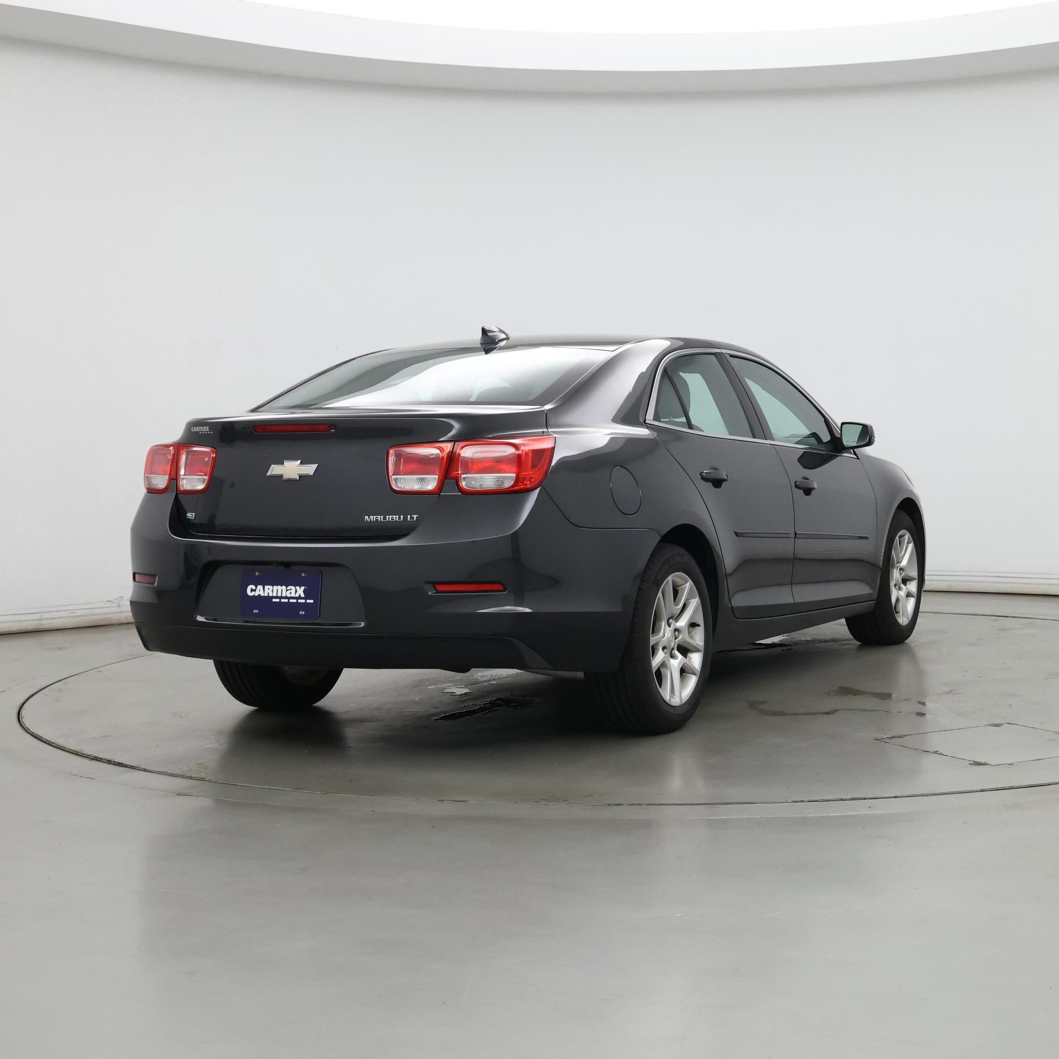 Thumbnail: 2016 Chevrolet Malibu - 8