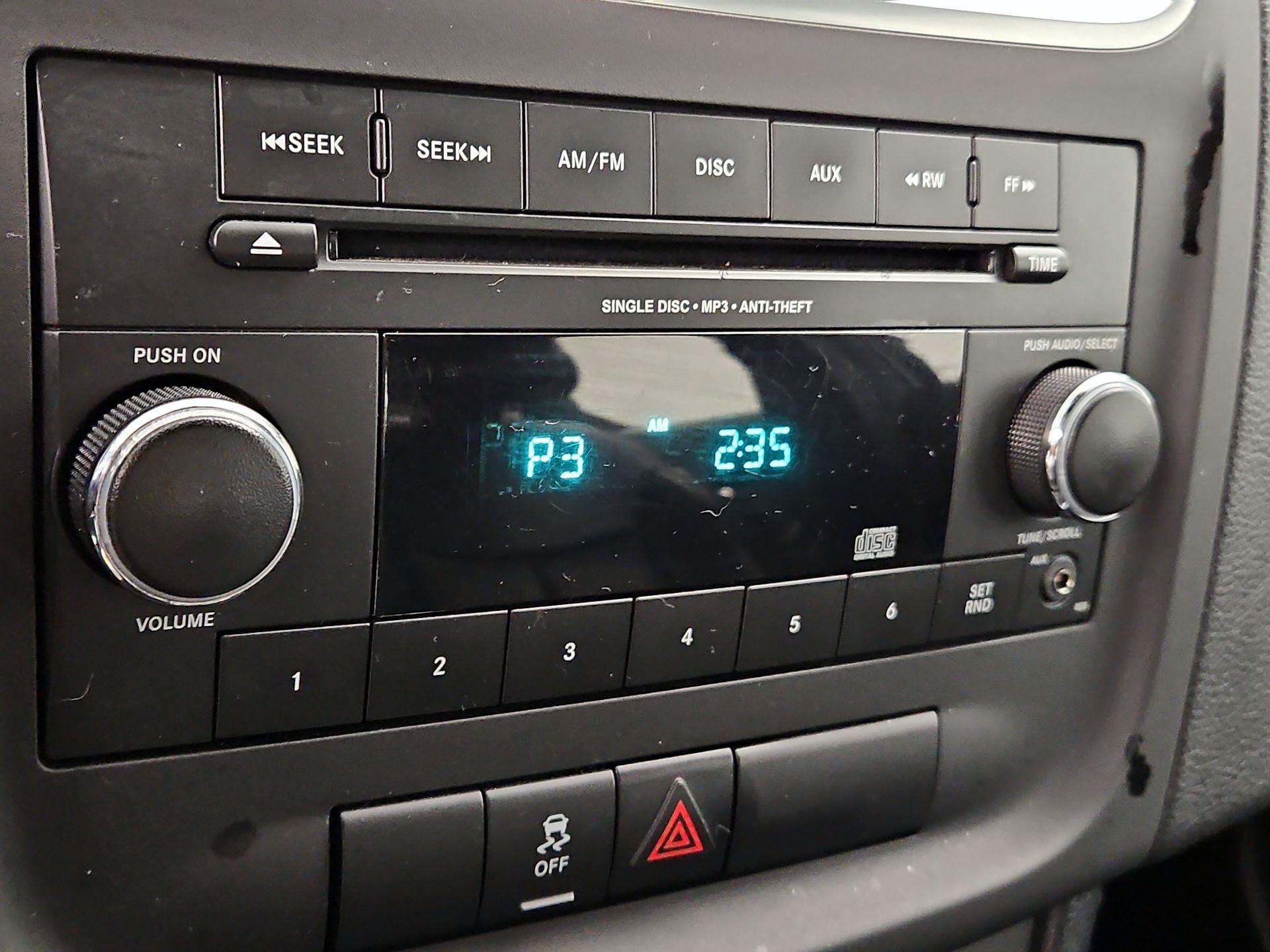 Thumbnail: 2014 Dodge Avenger - 13