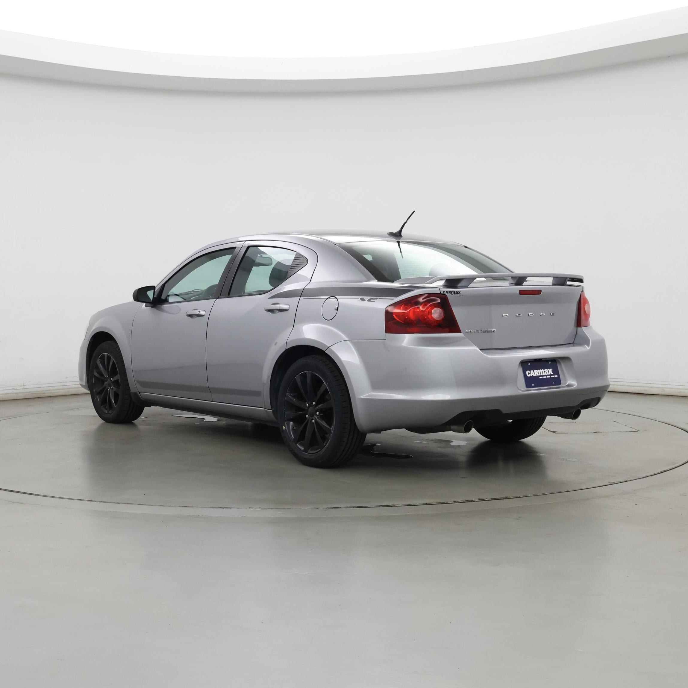 Thumbnail: 2014 Dodge Avenger - 2