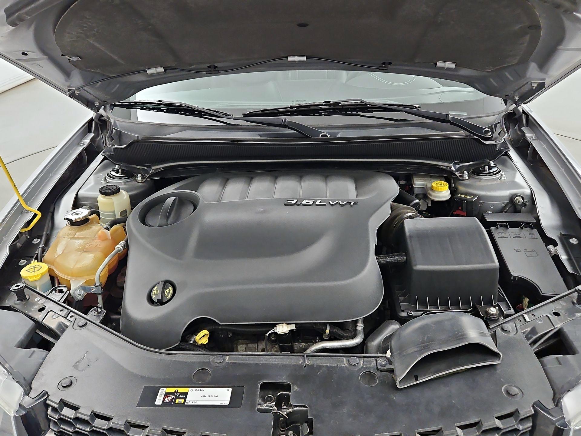 Thumbnail: 2014 Dodge Avenger - 19