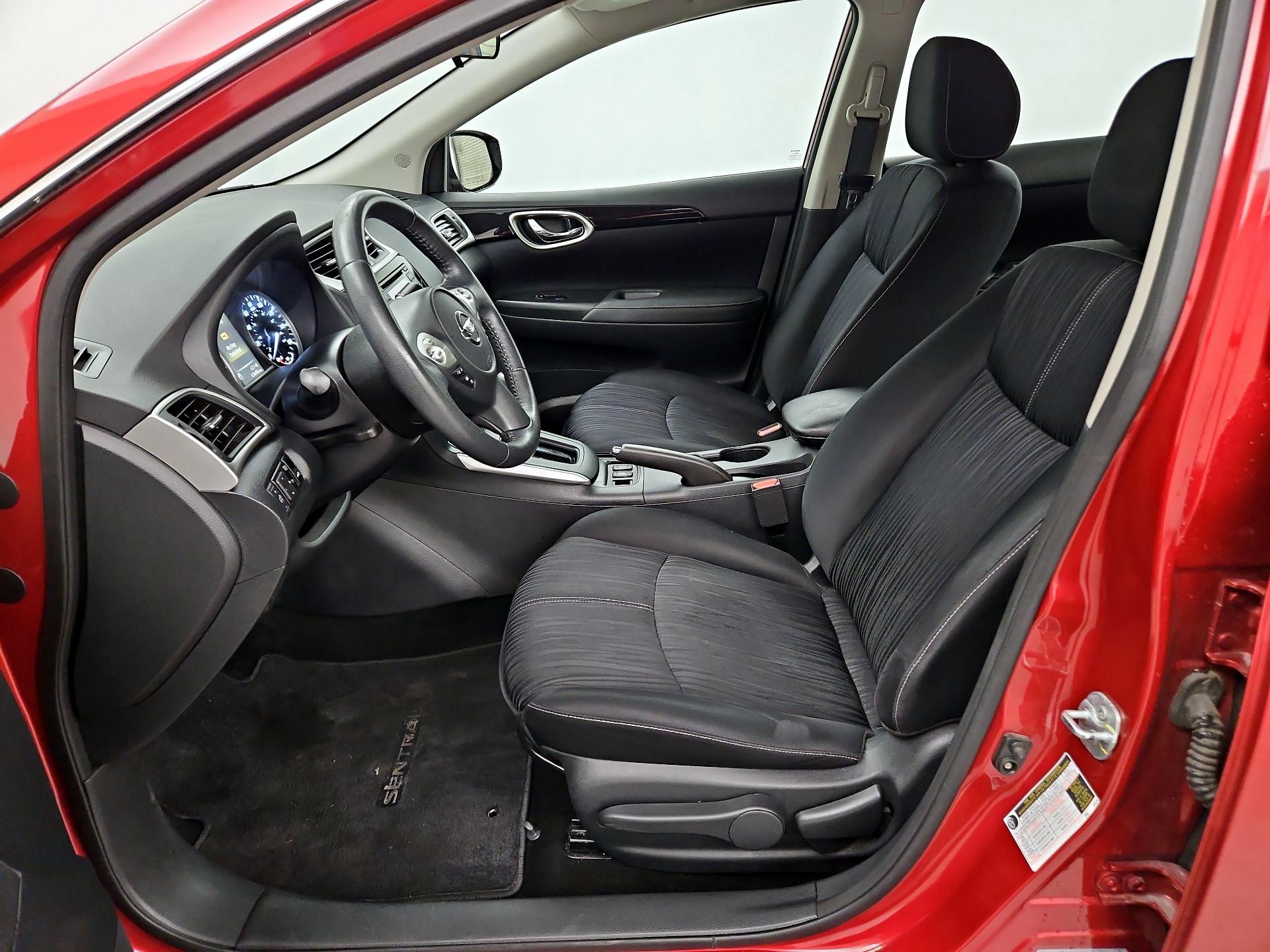 Thumbnail: 2017 Nissan Sentra - 11
