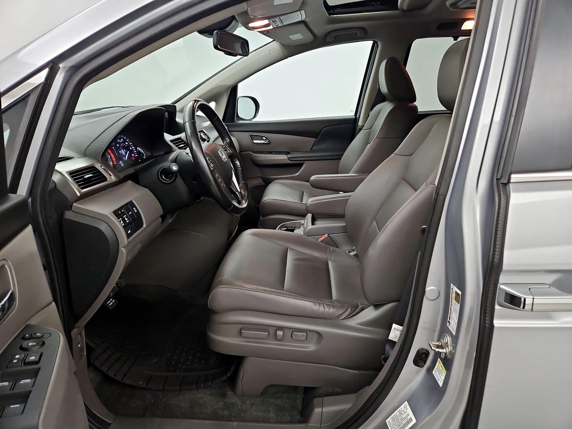 Thumbnail: 2016 Honda Odyssey - 11