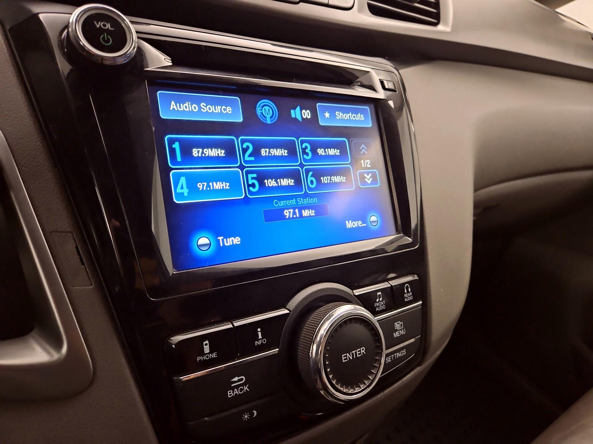 Thumbnail: 2016 Honda Odyssey - 15