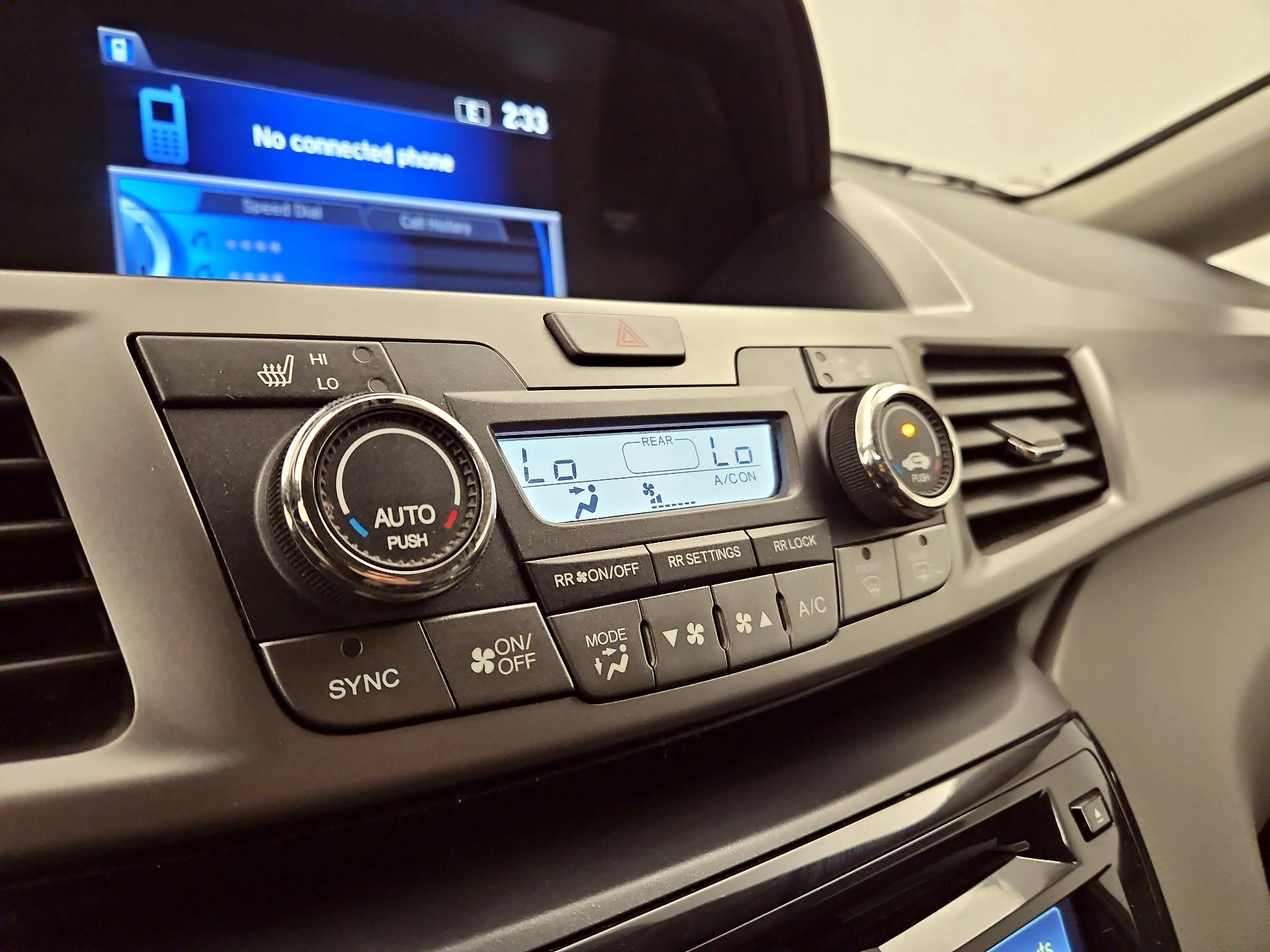 Thumbnail: 2016 Honda Odyssey - 16