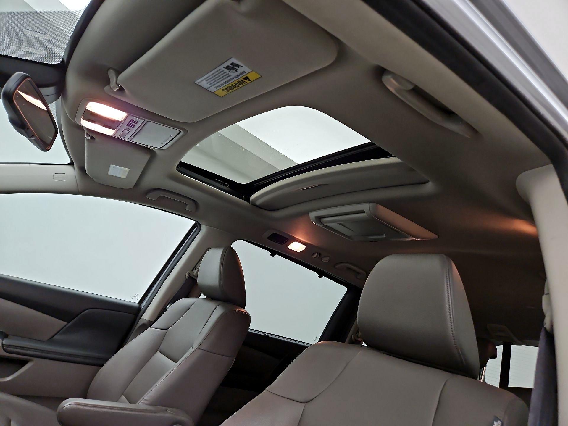 Thumbnail: 2016 Honda Odyssey - 19