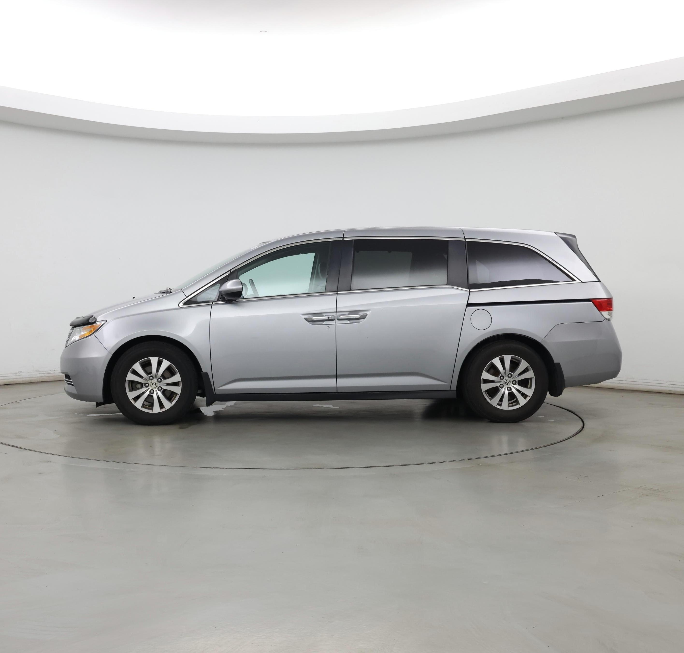 Thumbnail: 2016 Honda Odyssey - 3