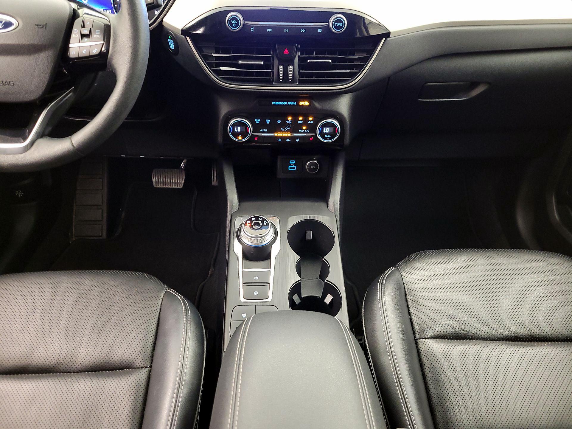 Thumbnail: 2021 Ford Escape - 17