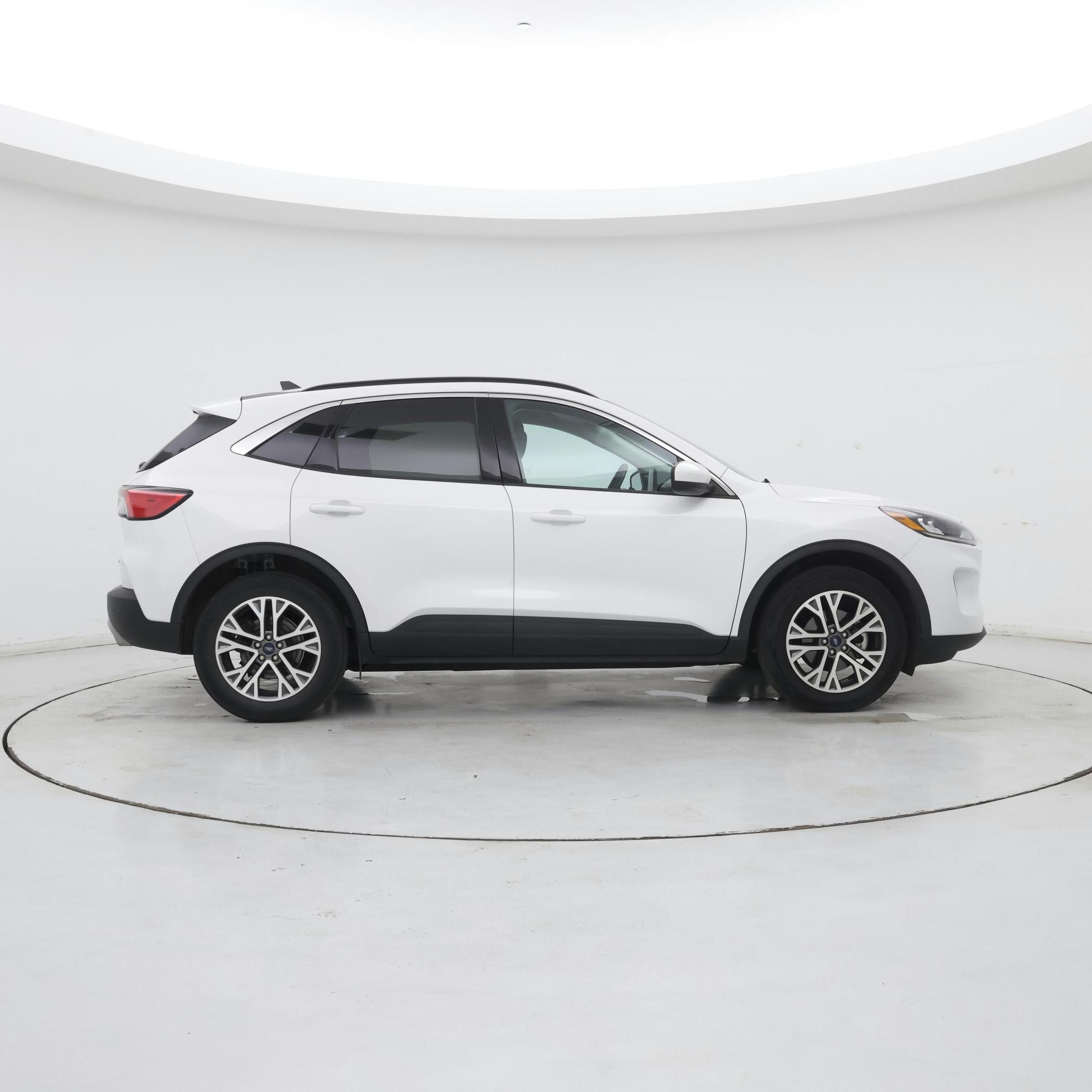 Thumbnail: 2021 Ford Escape - 7