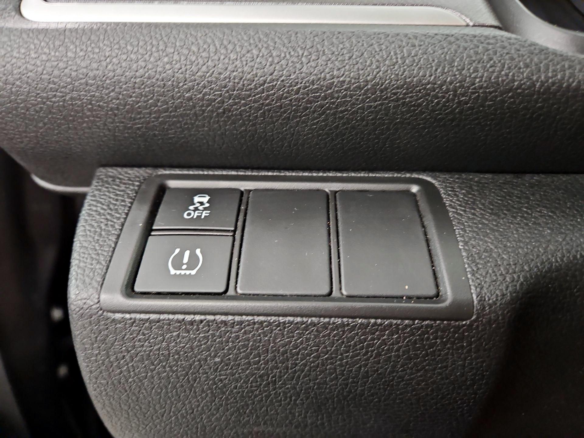 Thumbnail: 2016 Honda Civic - 13