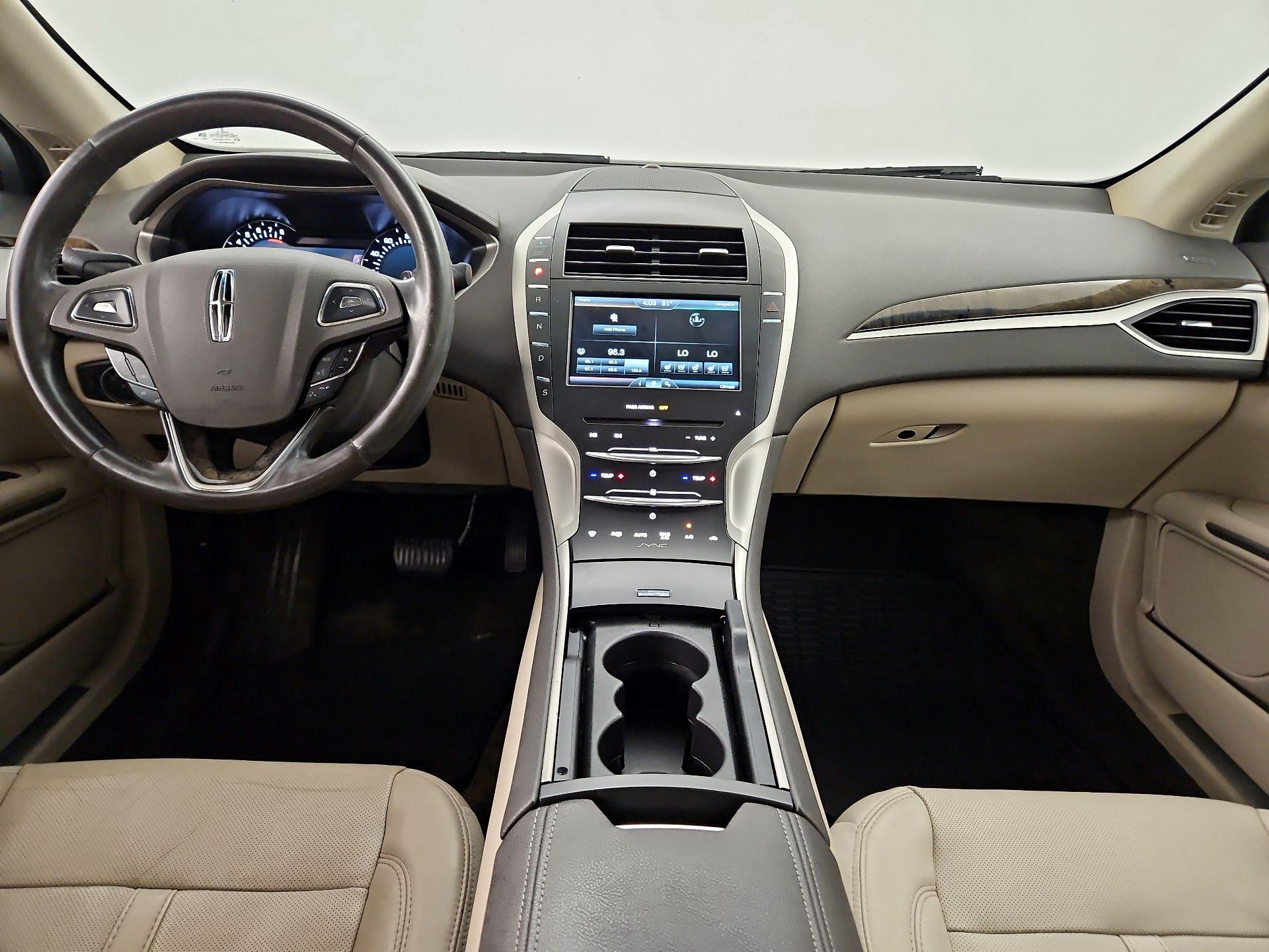 Thumbnail: 2016 Lincoln MKZ - 9