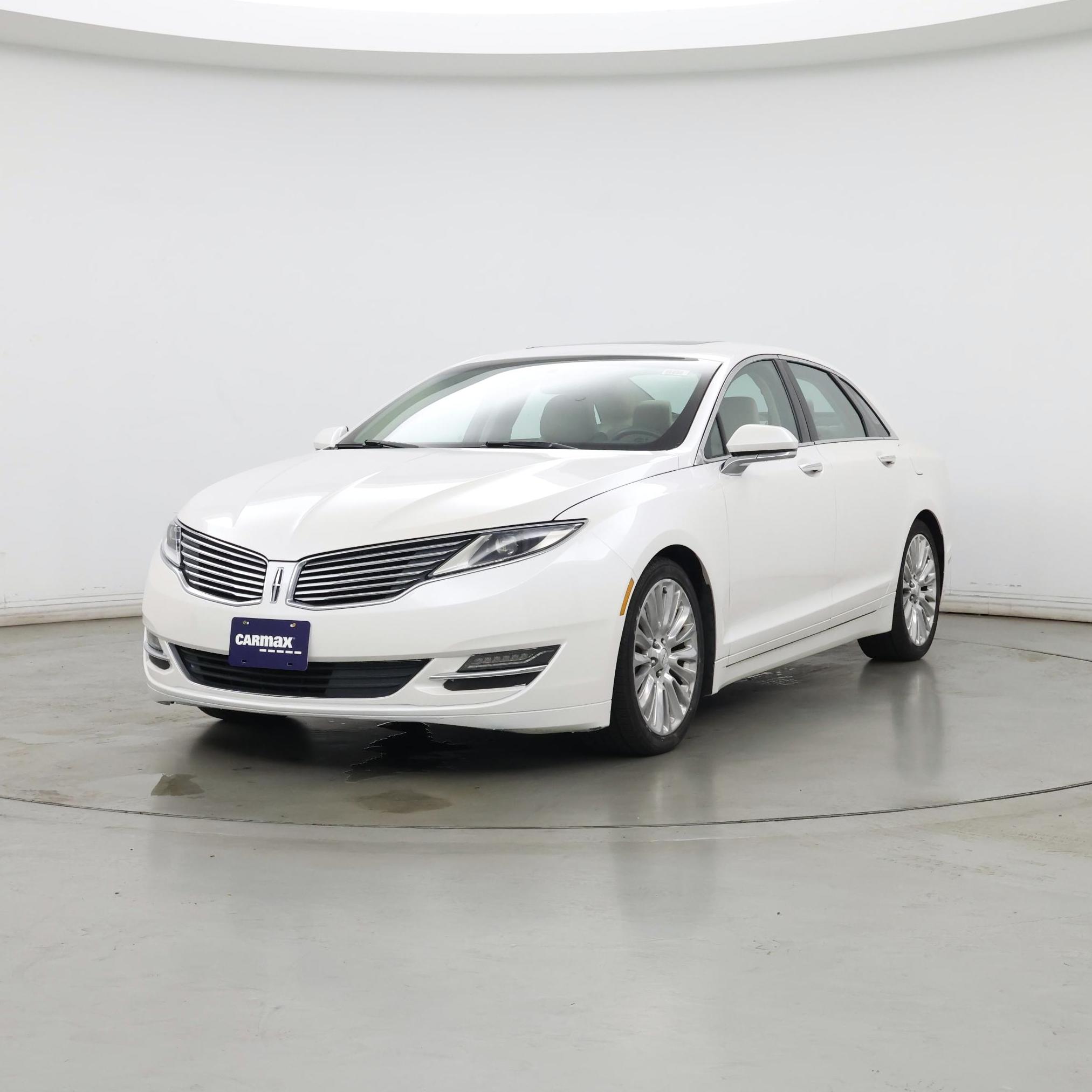 Thumbnail: 2016 Lincoln MKZ - 4