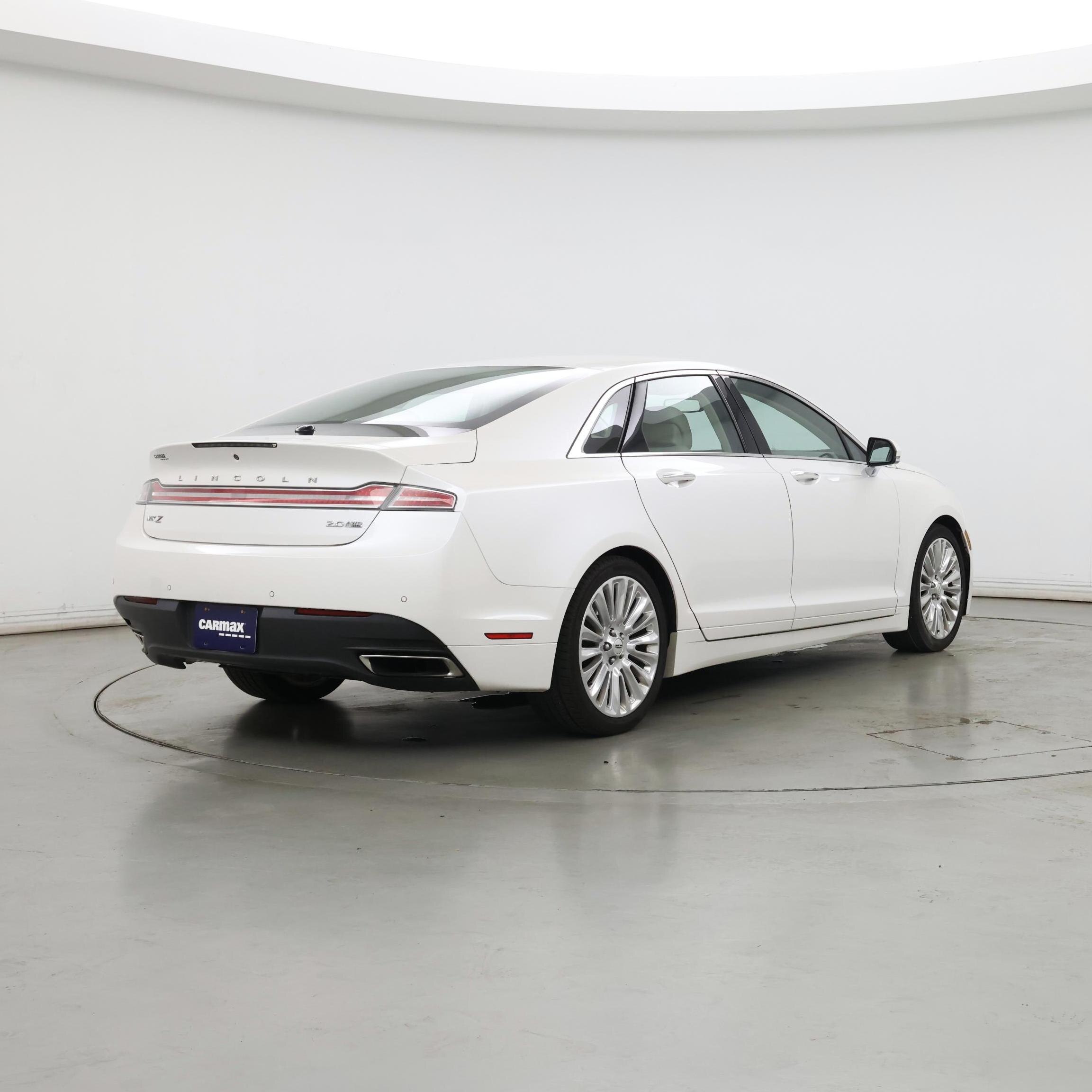 Thumbnail: 2016 Lincoln MKZ - 8