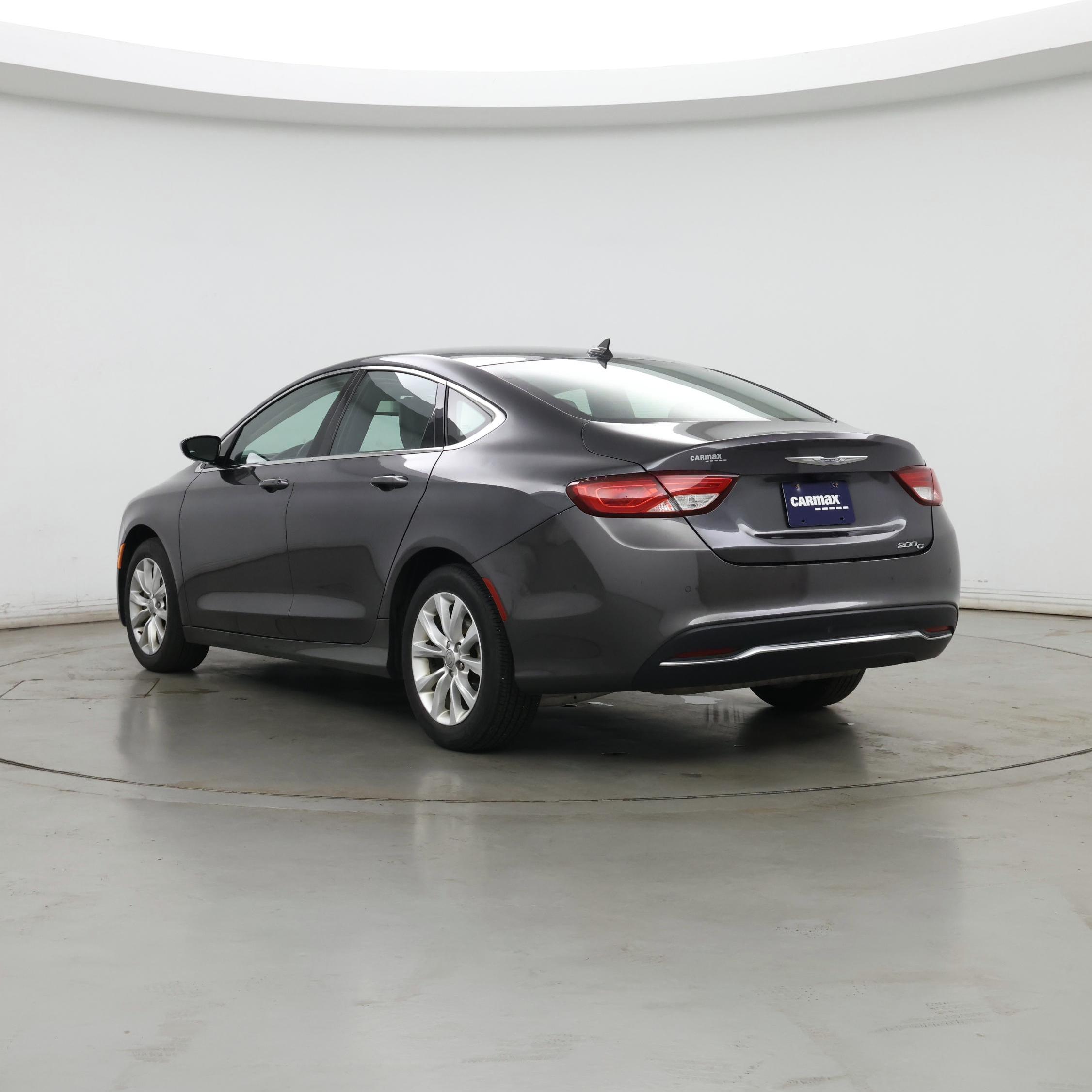 Thumbnail: 2016 Chrysler 200 - 2