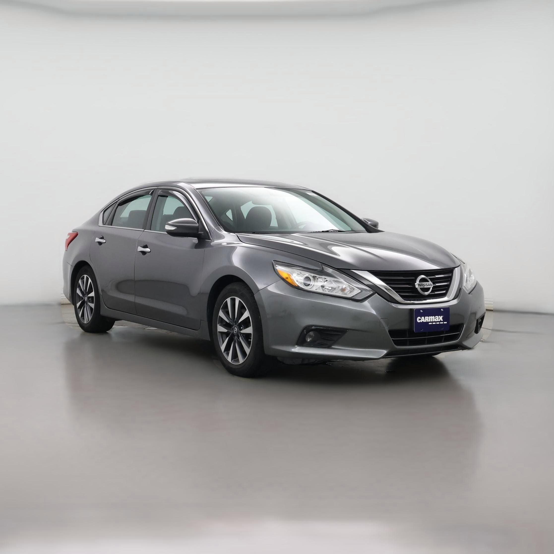 Thumbnail: 2016 Nissan Altima - 1