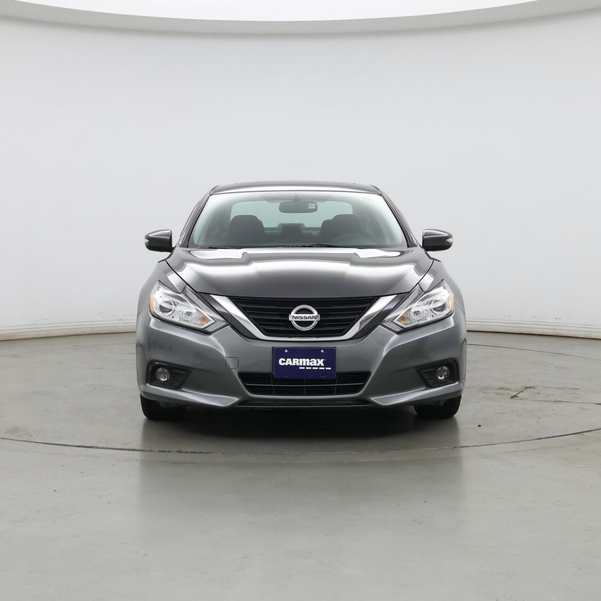 Thumbnail: 2016 Nissan Altima - 5