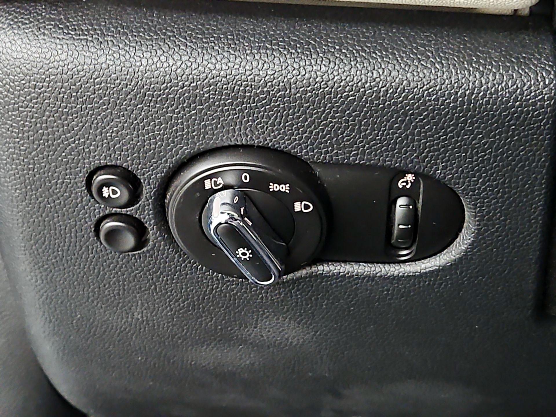 Thumbnail: 2018 MINI Cooper - 13