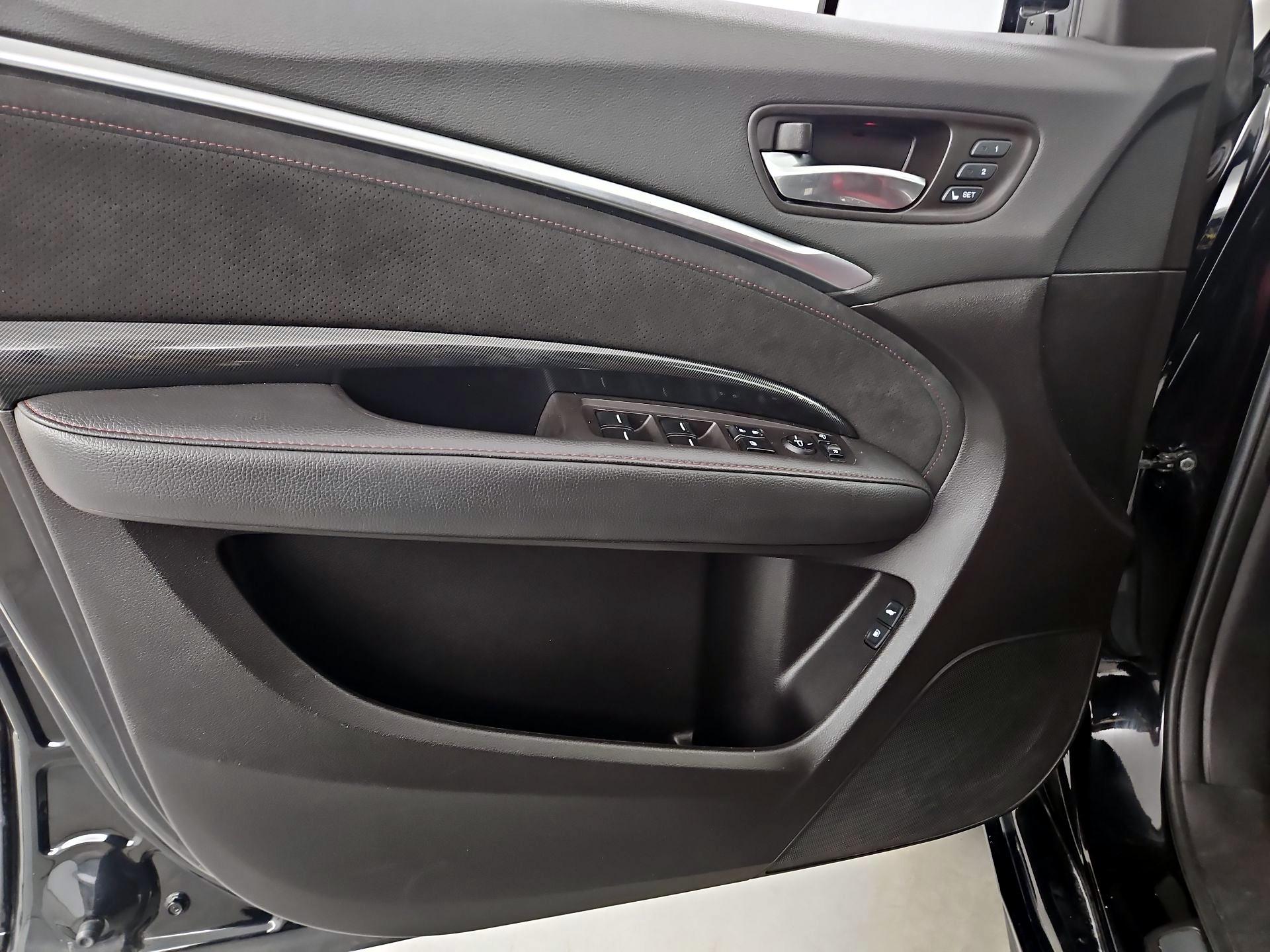 Thumbnail: 2019 Acura MDX - 12