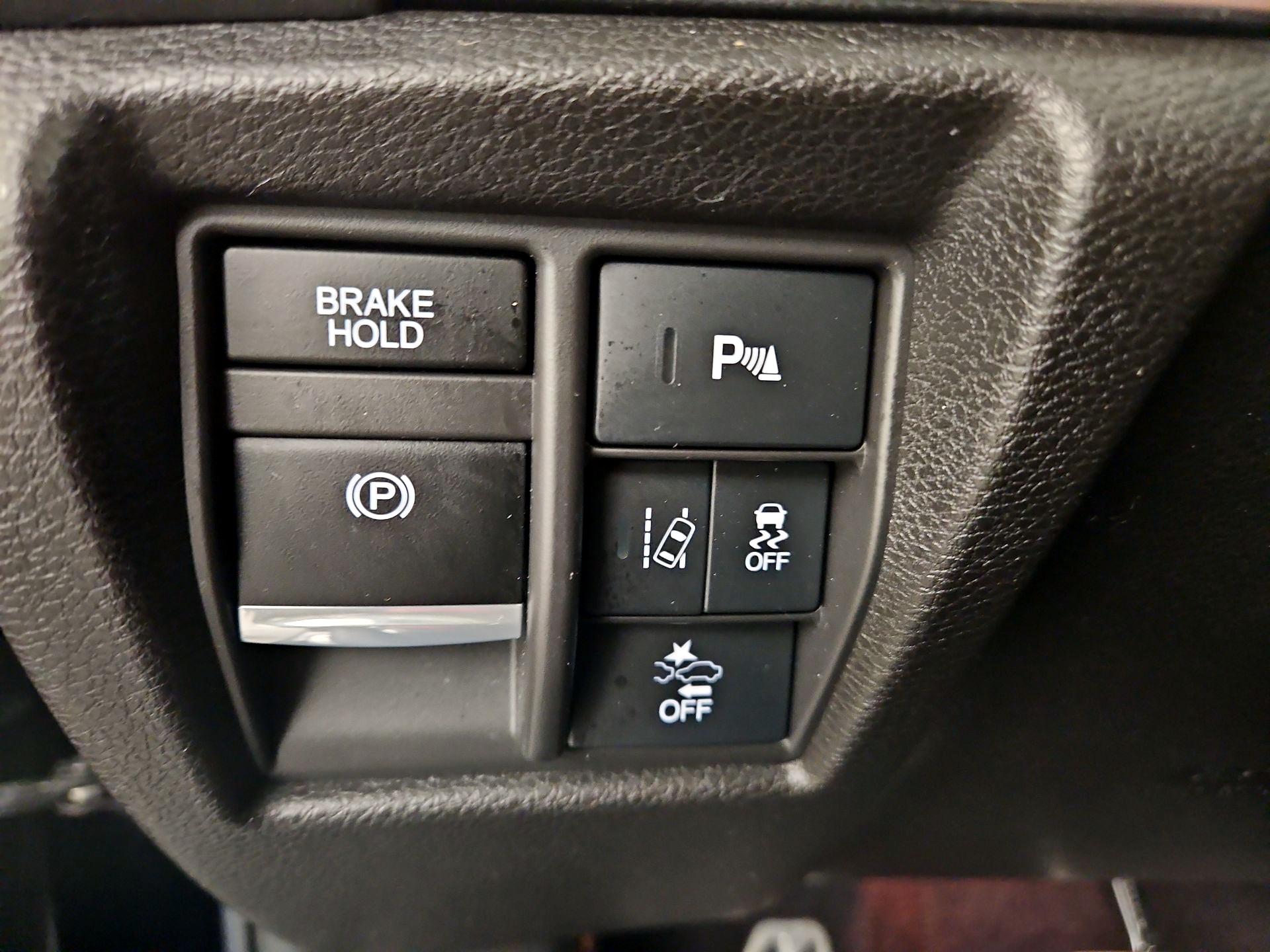 Thumbnail: 2019 Acura MDX - 13