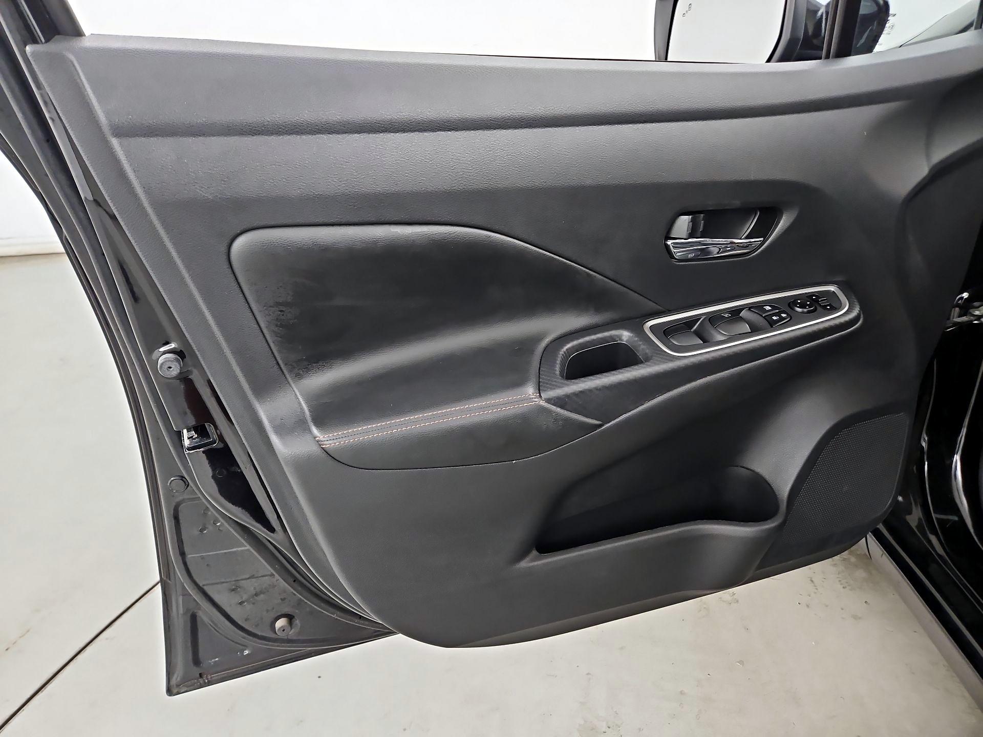 Thumbnail: 2020 Nissan Versa - 12