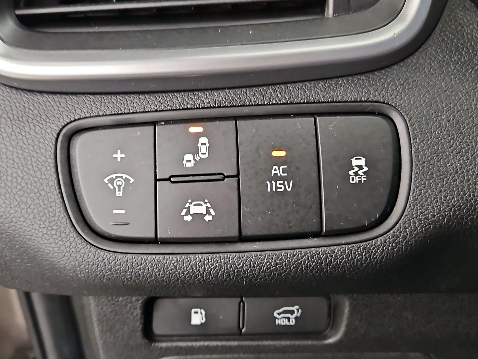 Thumbnail: 2019 Kia Sorento - 13
