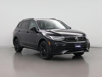 Black 2022 Volkswagen Tiguan SE R-Line Black