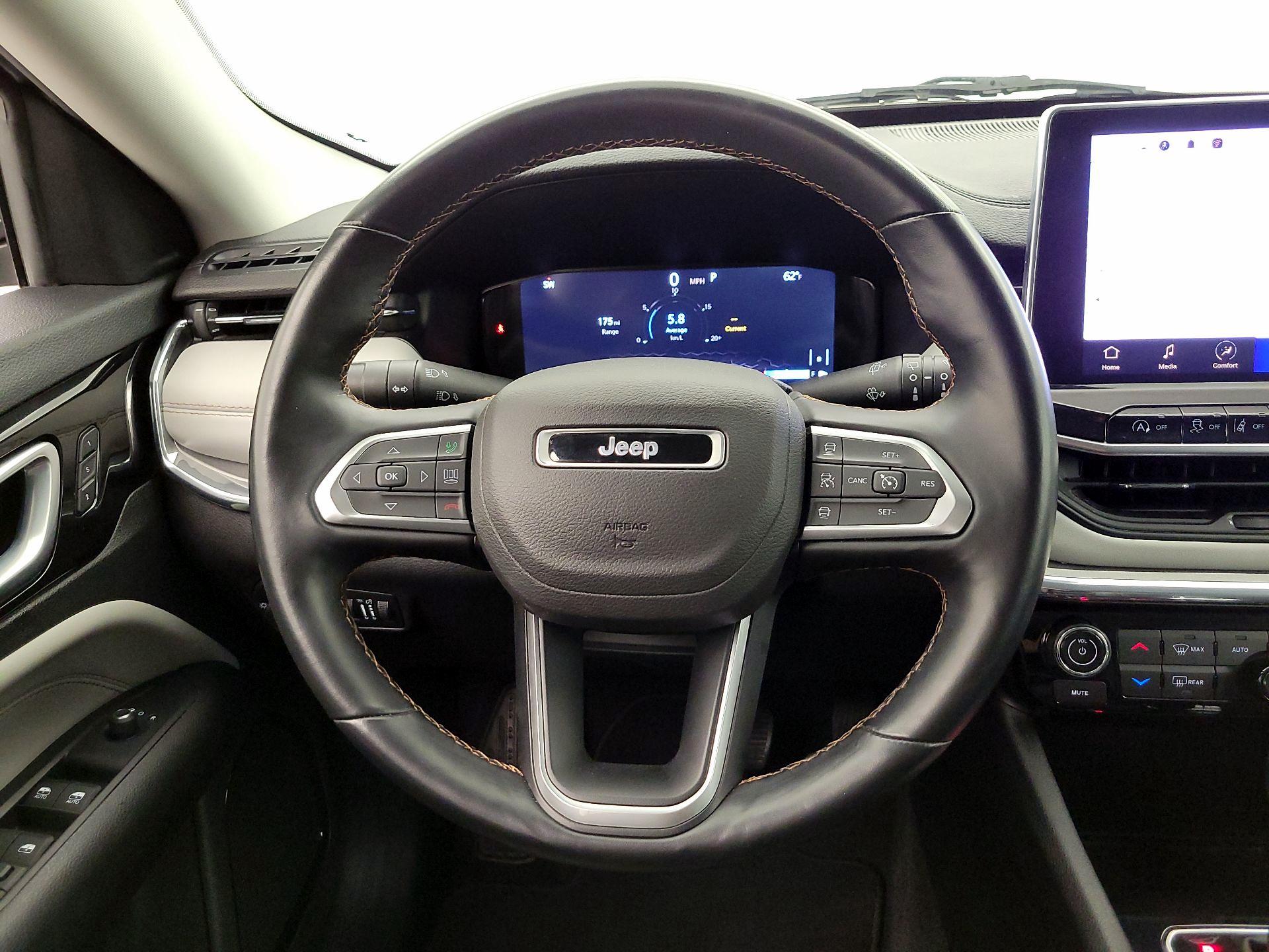 Thumbnail: 2022 Jeep Compass - 10